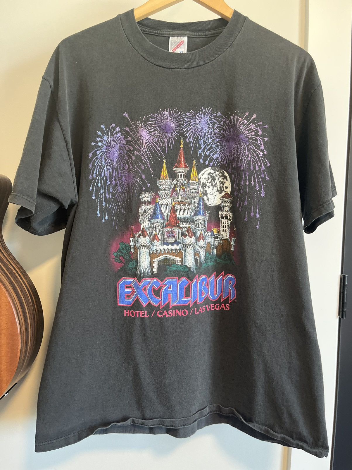Vintage Vintage Excalibur Tee Size US XL / EU 56 / 4 - 1 Thumbnail
