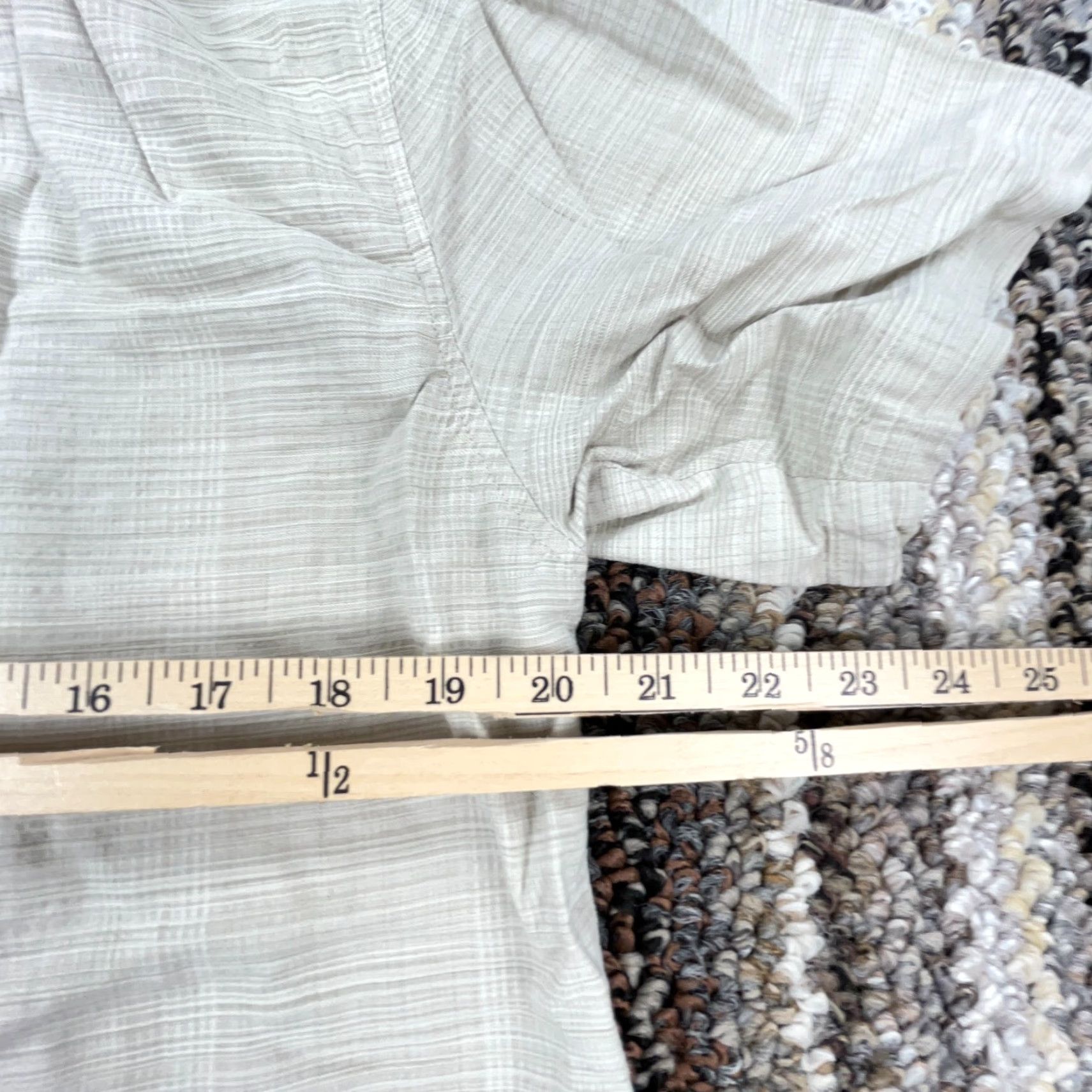 Tommy Bahama Tommy Bahama Shirt Men L Gray Button Up Silk Beach Camp Casual Adult Plain Size US L / EU 52-54 / 3 - 7 Thumbnail