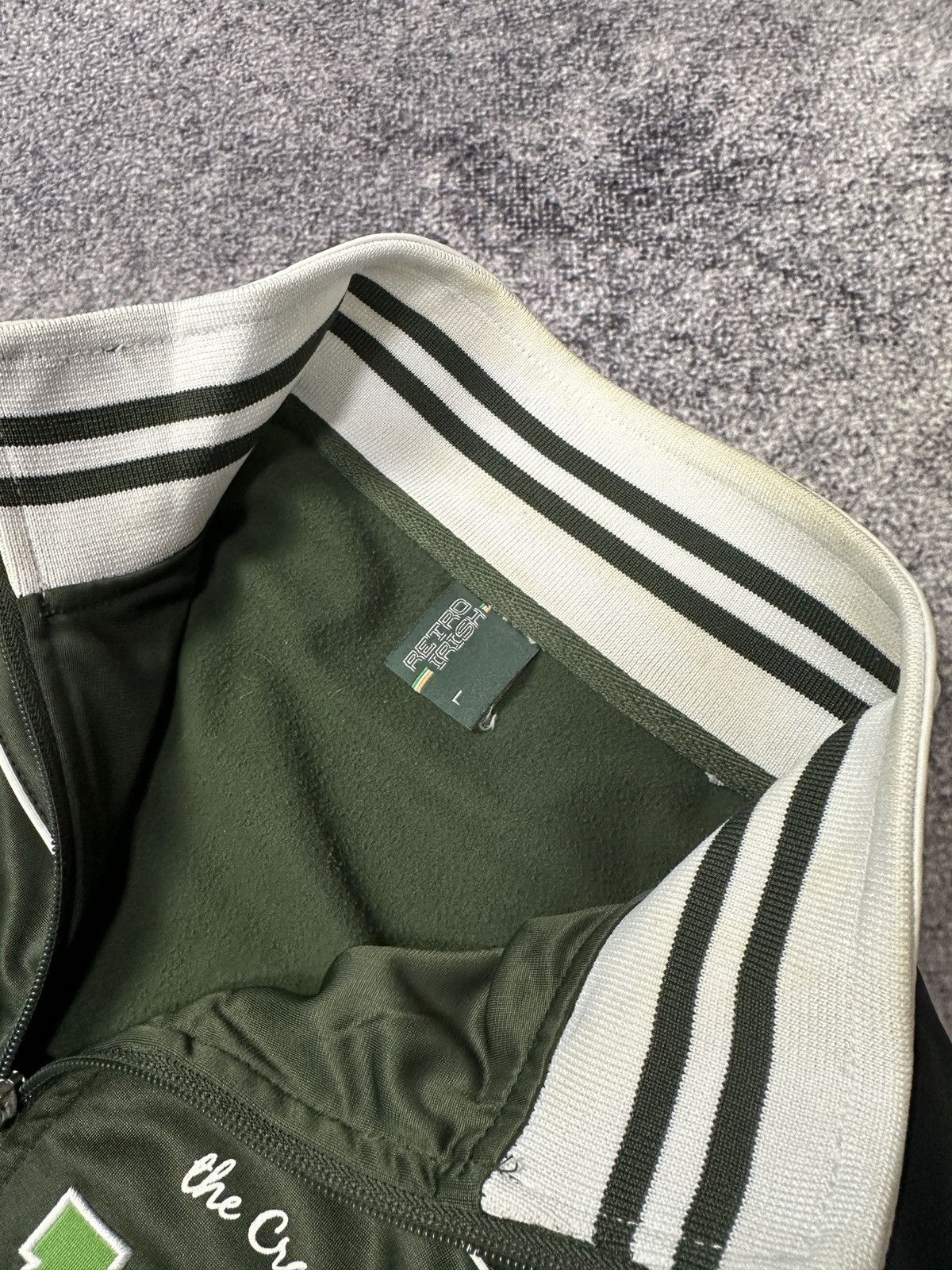 Vintage Y2K Ireland Logo Zip Up Jackets Streetwear Rare Casual VTg L Size US L / EU 52-54 / 3 - 3 Thumbnail