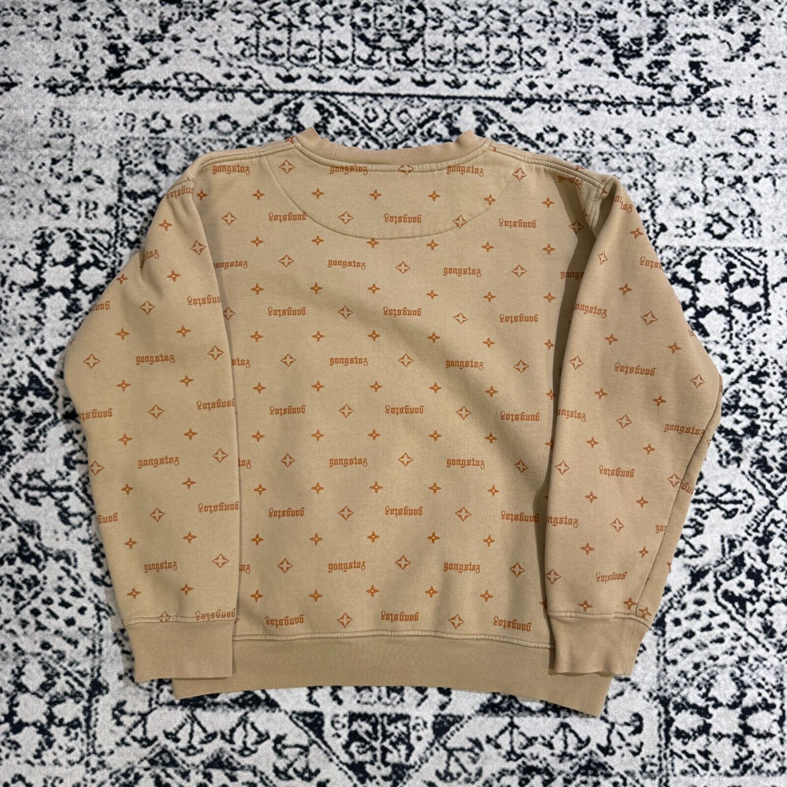 Vintage Gangsta Unisex Beige Cotton Crewneck Size XL Allover Print Size US XL / EU 56 / 4 - 11 Thumbnail