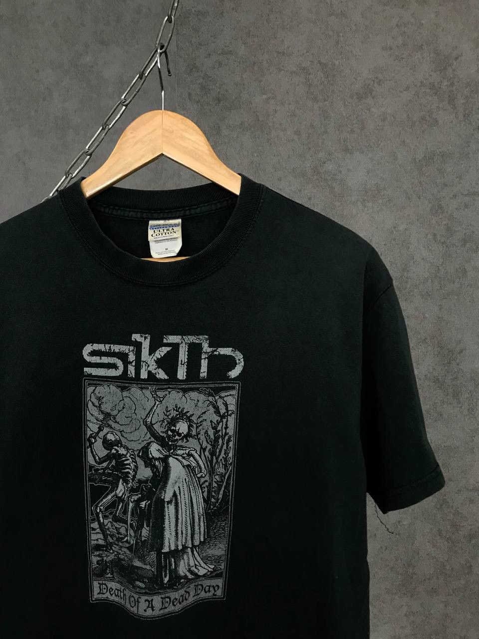 Band Tees × Vintage Sikth Death of Dead Day vintage skull rock band tee Size US M / EU 48-50 / 2 - 2 Thumbnail