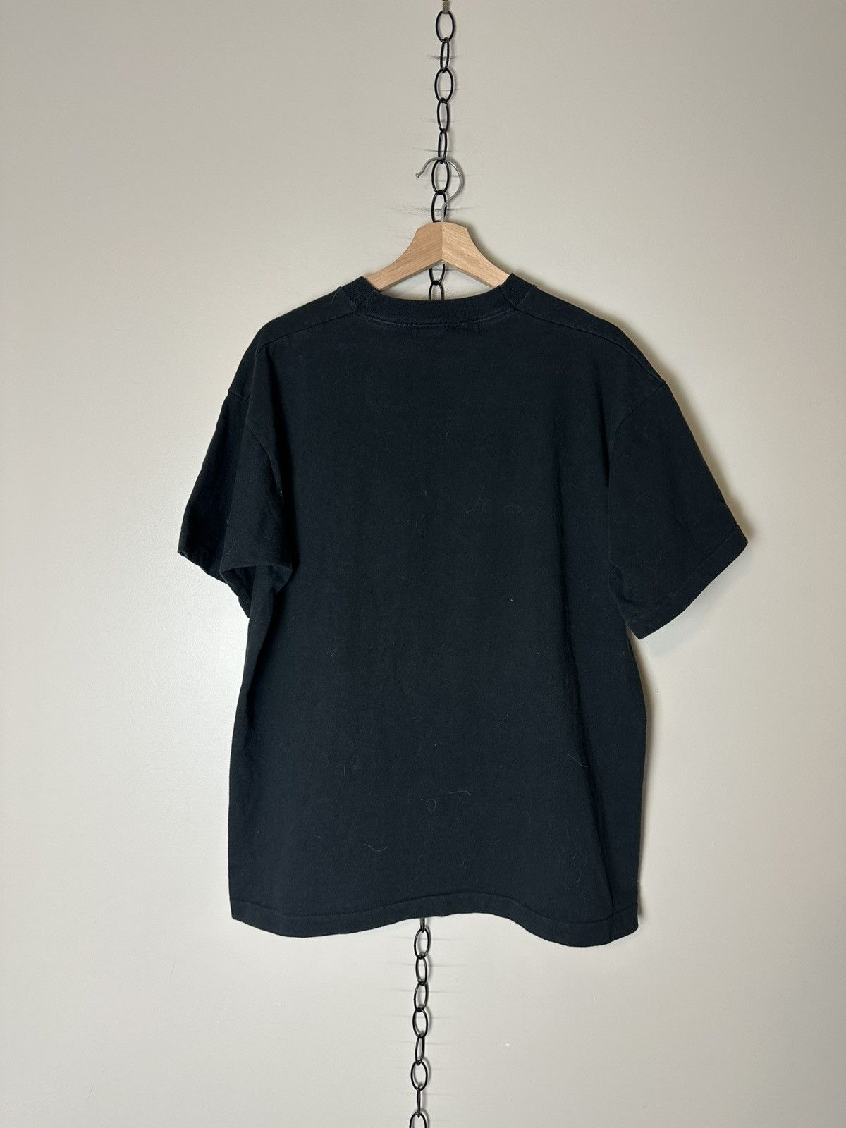 Vintage Vintage Living On The Edge Wolf T-shirt Size XL Size US XL / EU 56 / 4 - 2 Thumbnail