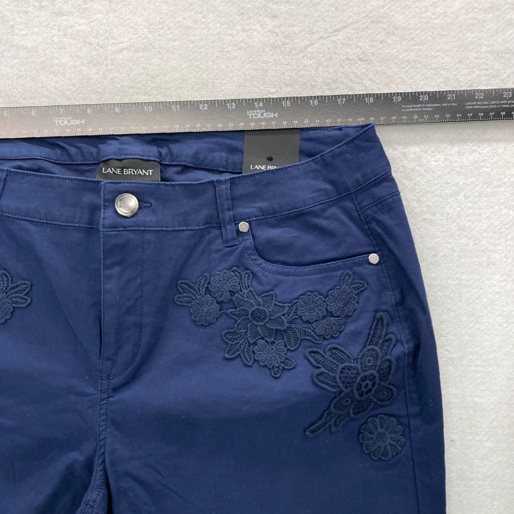 Vintage Lane Bryant Women's 14 Dark Blue Stretch Floral Lace Ankle Pants Mid Rise Slim Knit Cotton Blend Spandex Inseam 26 in Wide Leg? Size 25" / US 0 / IT 36 - 6 Thumbnail