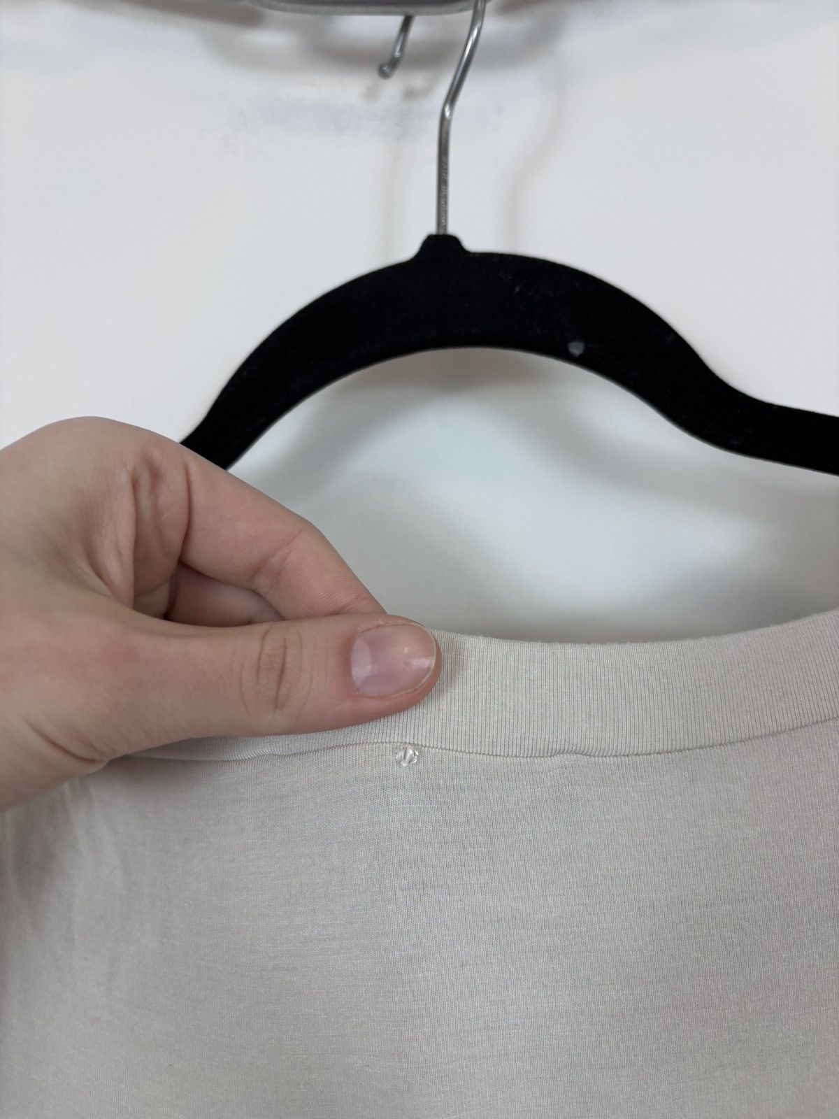 Max Mara Max Mara Bodywear Ecru White Women’s V-Neck Long Sleeve Tee Size L / US 10 / IT 46 - 15 Thumbnail