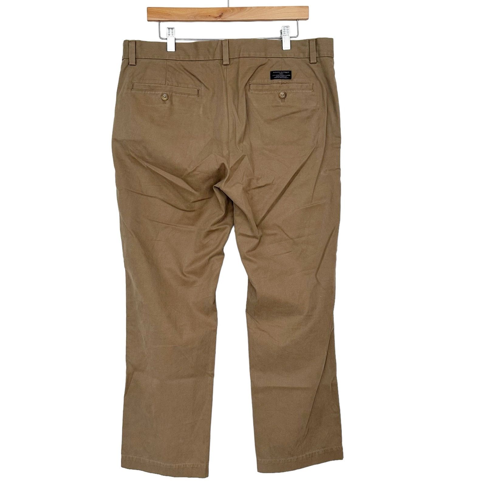 Banana Republic Banana Republic Tan Aiden Chino Flat Front Pants Sz 36x30 Size US 36 / EU 52 - 4 Thumbnail