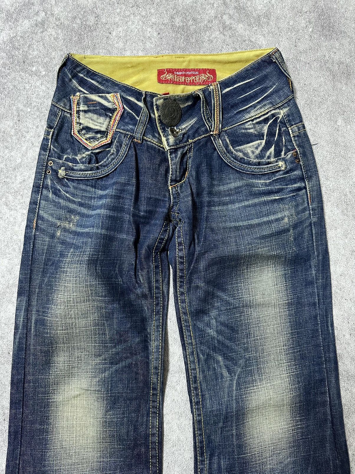 Tornado Mart Vintage Y2K Red Papper flare jeans Size 28" / US 6 / IT 42 - 3 Thumbnail