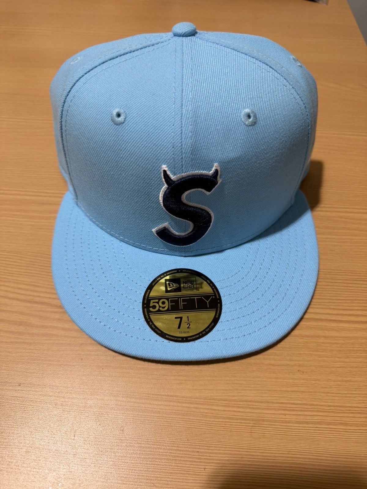 Supreme Supreme s logo fitted cap Size ONE SIZE - 1 Thumbnail