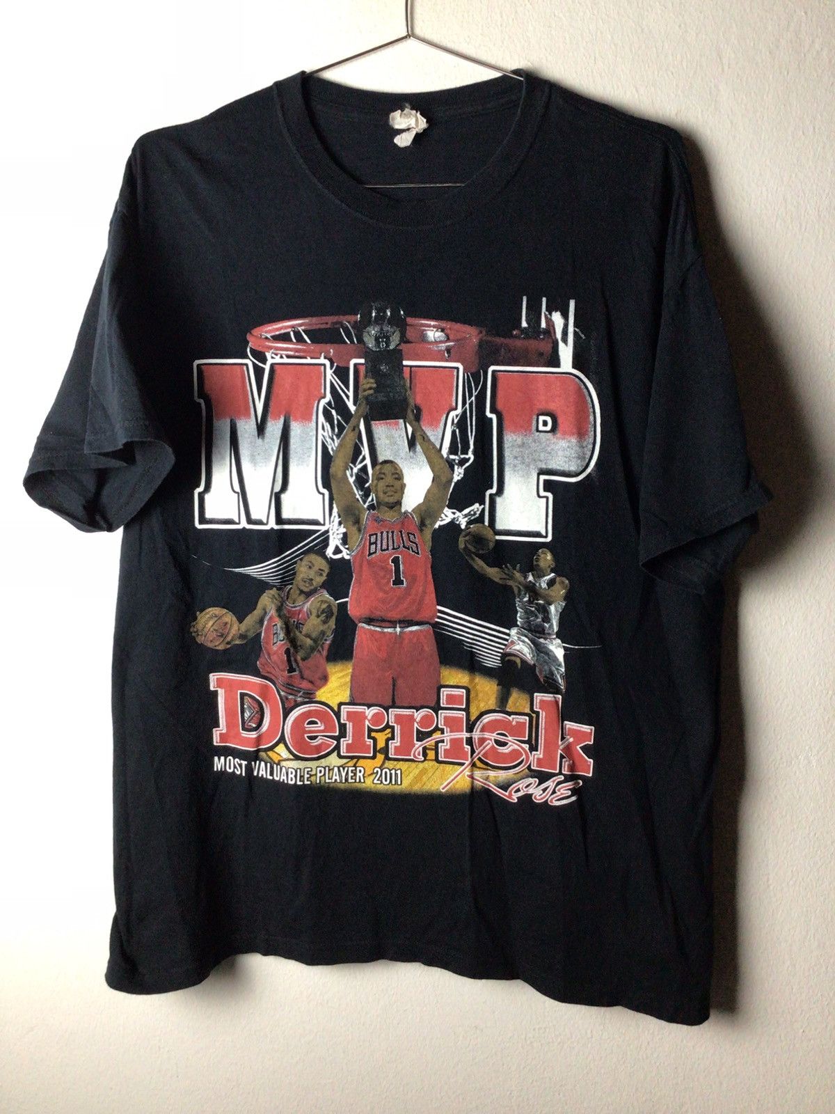 NBA Derrick Ross Chicago bulls NBA MVP 2011 Size US XL / EU 56 / 4 - 2 Thumbnail