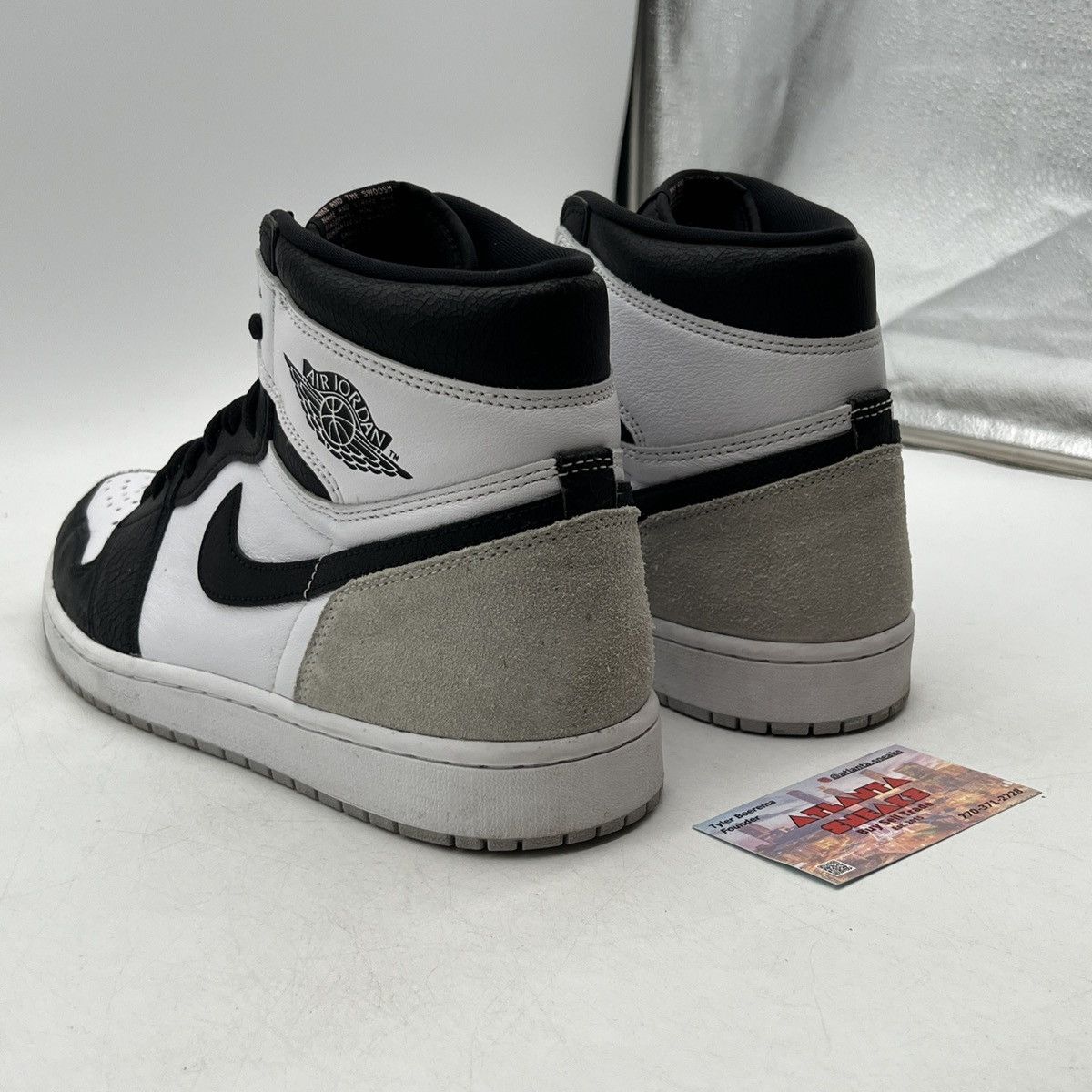 Nike Air Jordan 1 high stage haze Size US 12 / EU 45 - 4 Thumbnail