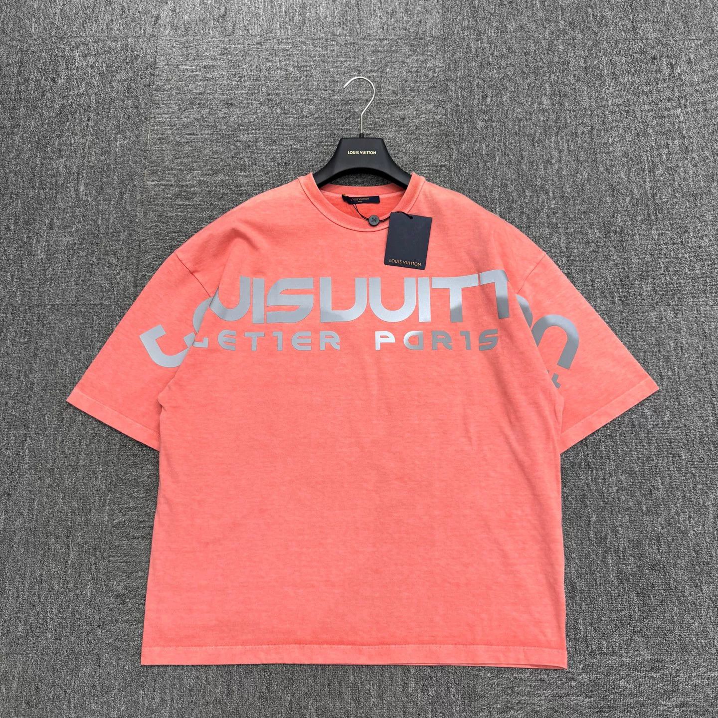 Louis Vuitton Louis Vuitton LV 3M Reflective Letter Tee Size US XS / EU 42 / 0 - 1 Thumbnail