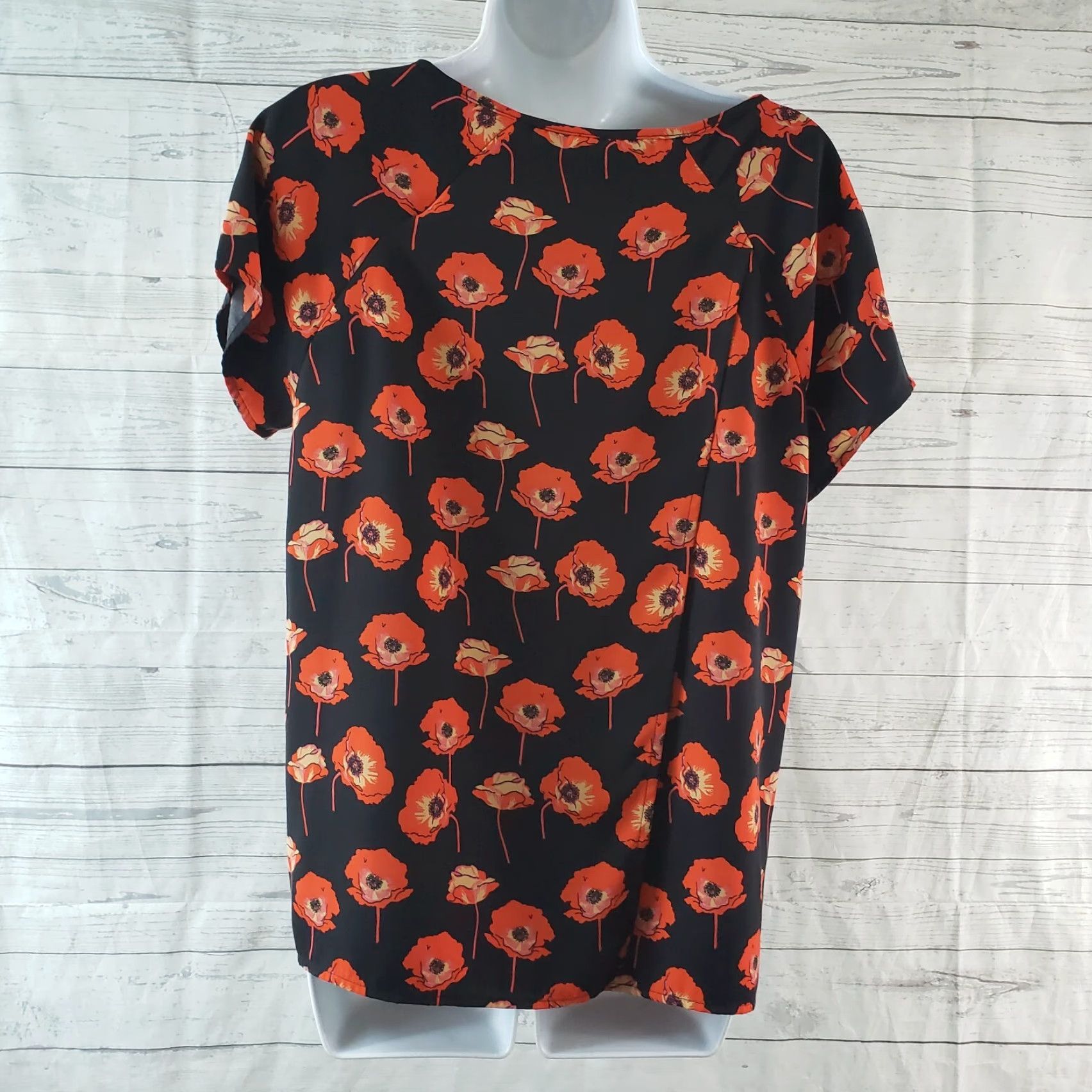Vintage Cabi 3251 Womens Flanders Poppy Blouse Sz Small Black Red Short Sleeve Size S / US 4 / IT 40 - 4 Thumbnail