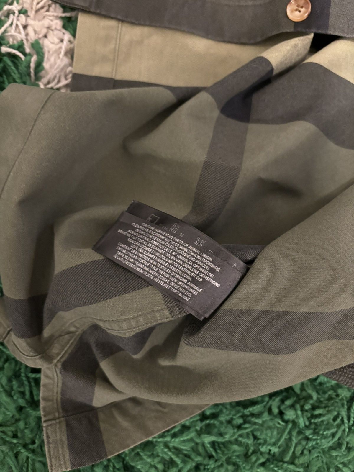 Burberry Burberry Plaid S/S Button-Up Size US S / EU 44-46 / 1 - 8 Thumbnail