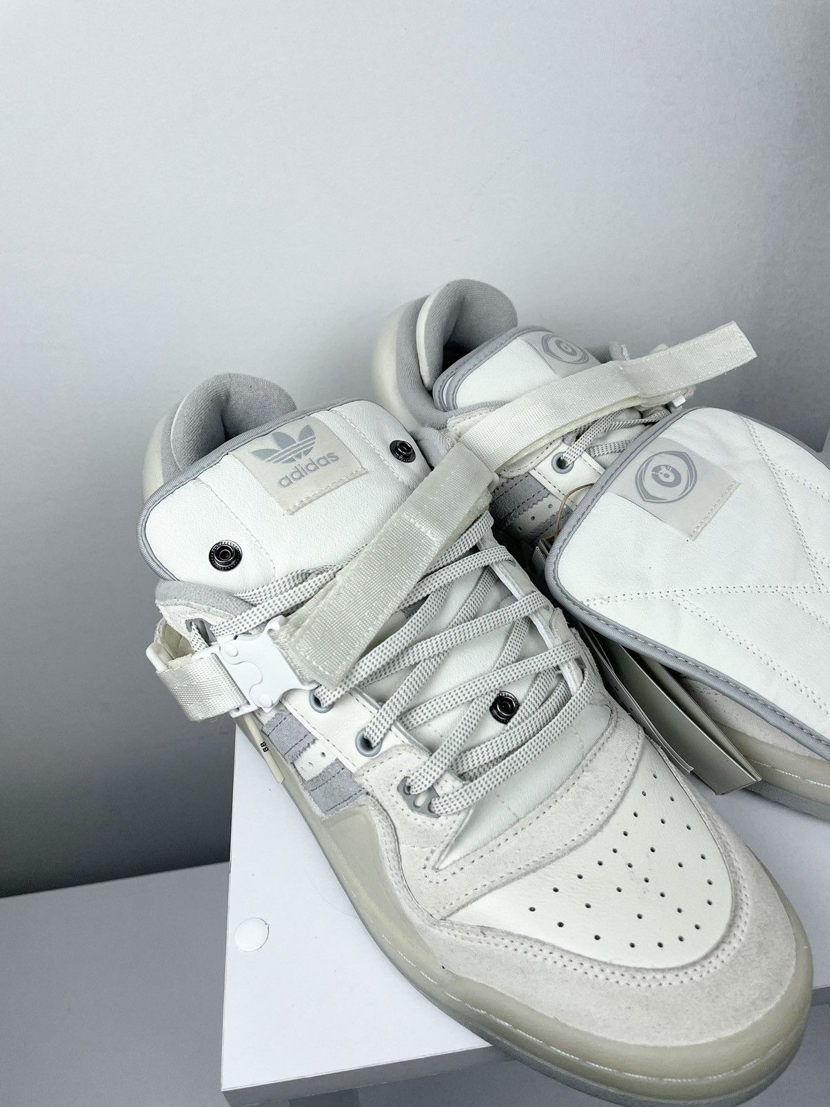 Adidas Adidas x Bad Bunny 🐰 Forum Buckle Low Bad Bunny Sneakers Size US 12 / EU 45 - 4 Thumbnail