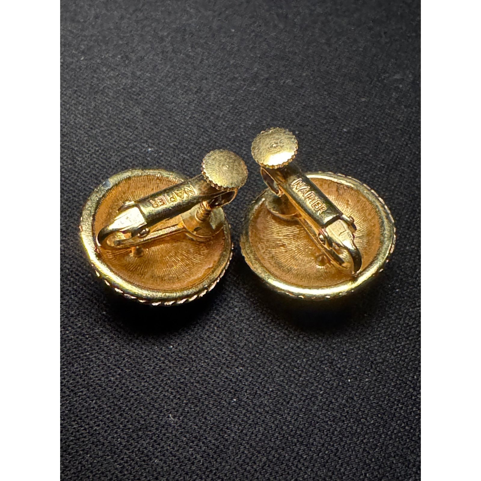 Other Vintage Napier Black Enamel Gold Tone Screw Back Earrings Size ONE SIZE - 6 Thumbnail