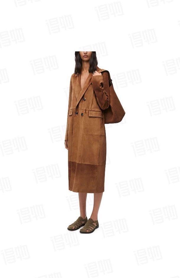 Loewe LOEWE Female camel leather calf leather lapel double rowed Size XXS / US 00 / IT 34 - 8 Thumbnail