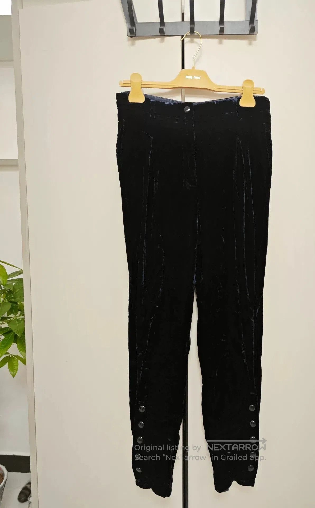 Giorgio Armani Giorgio Armani Velvet Dark Blue Jogger Pants. Size US 26 / EU 42 - 1 Thumbnail
