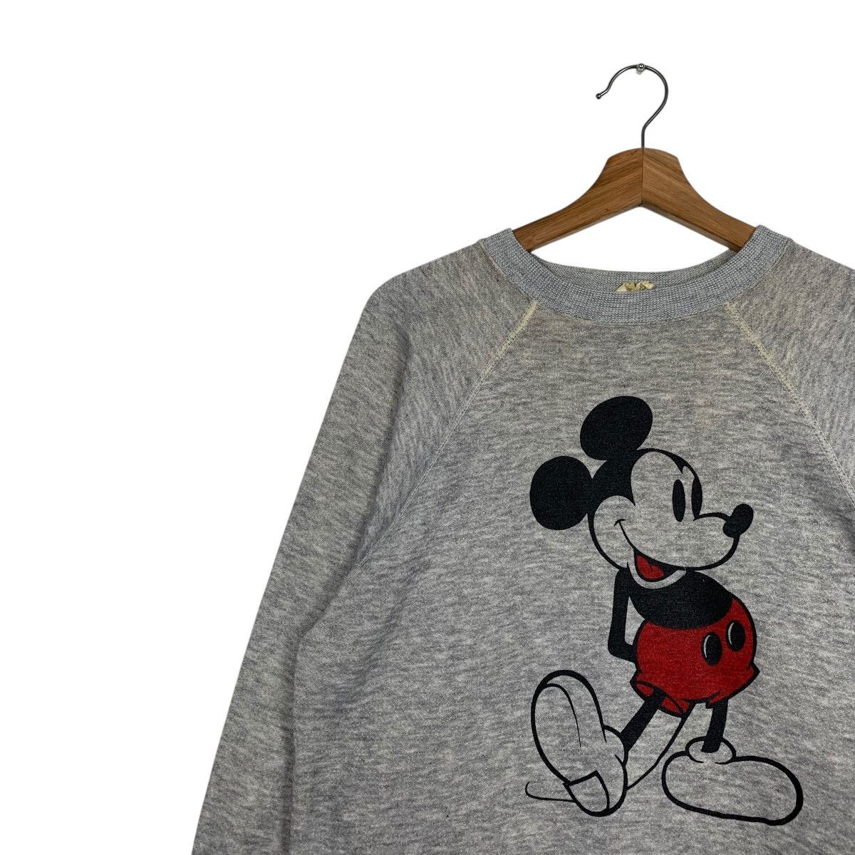 Disney Vintage 80s Disney Mickey Mouse Big Logo Sweatshirt Size US L / EU 52-54 / 3 - 6 Thumbnail