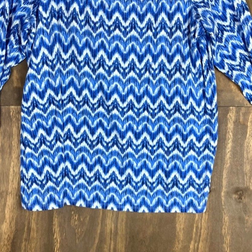 Vintage Chicos Blouse Womens Blue White Batik 3/4 Sleeve V-Neck Stretch XL Geometric Casual Workwear Size XL / US 12-14 / IT 48-50 - 3 Thumbnail