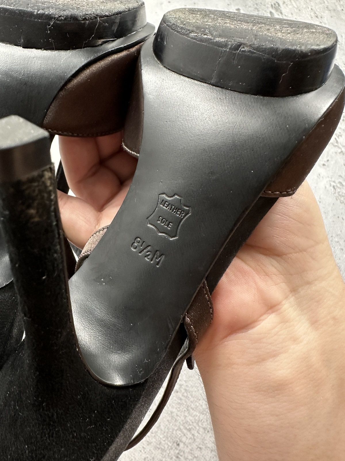 Tory Burch Vintage Tory Burch Two-Tone Satin & Suede T-Strap High Heels Size US 8.5 / IT 38.5 - 10 Thumbnail