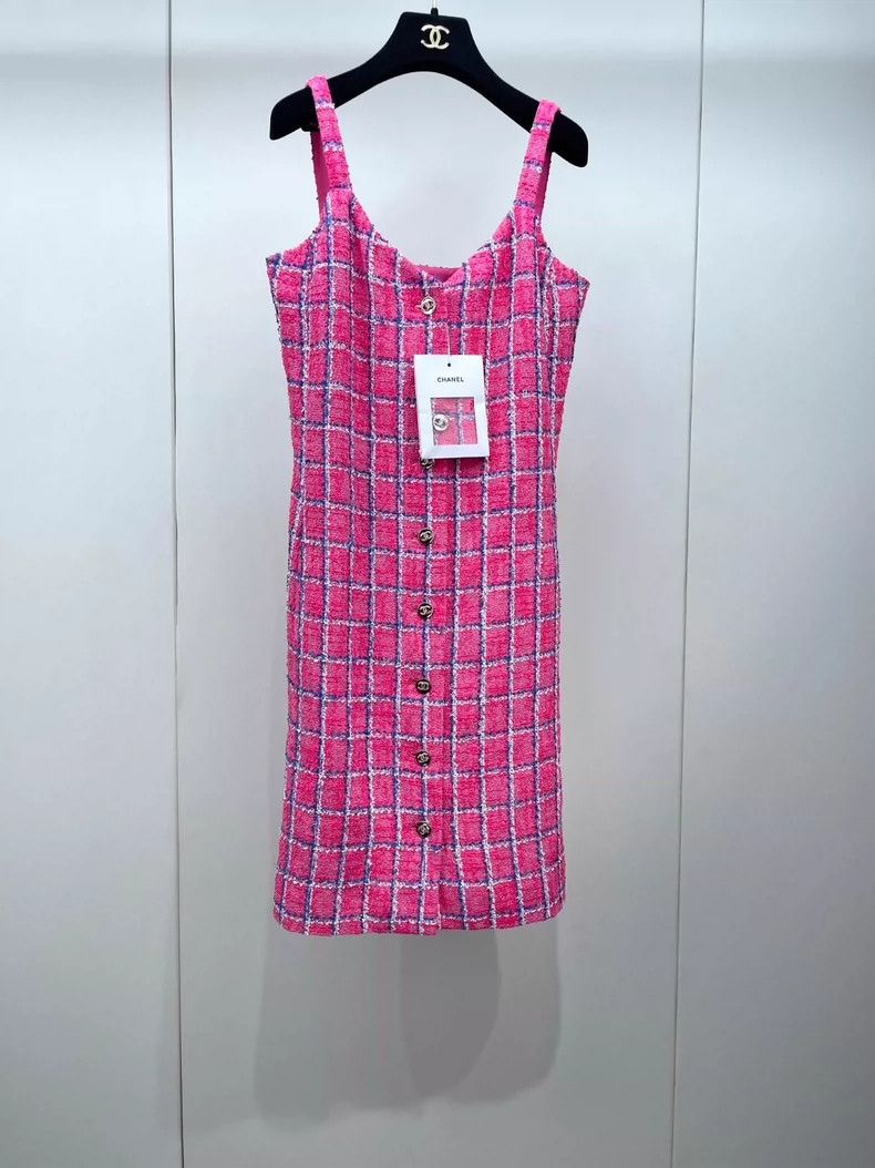 Chanel Chanel 24 Spring and Summer Pink Plaid Full Printed Suspend Size XS / US 0-2 / IT 36-38 - 2 Thumbnail