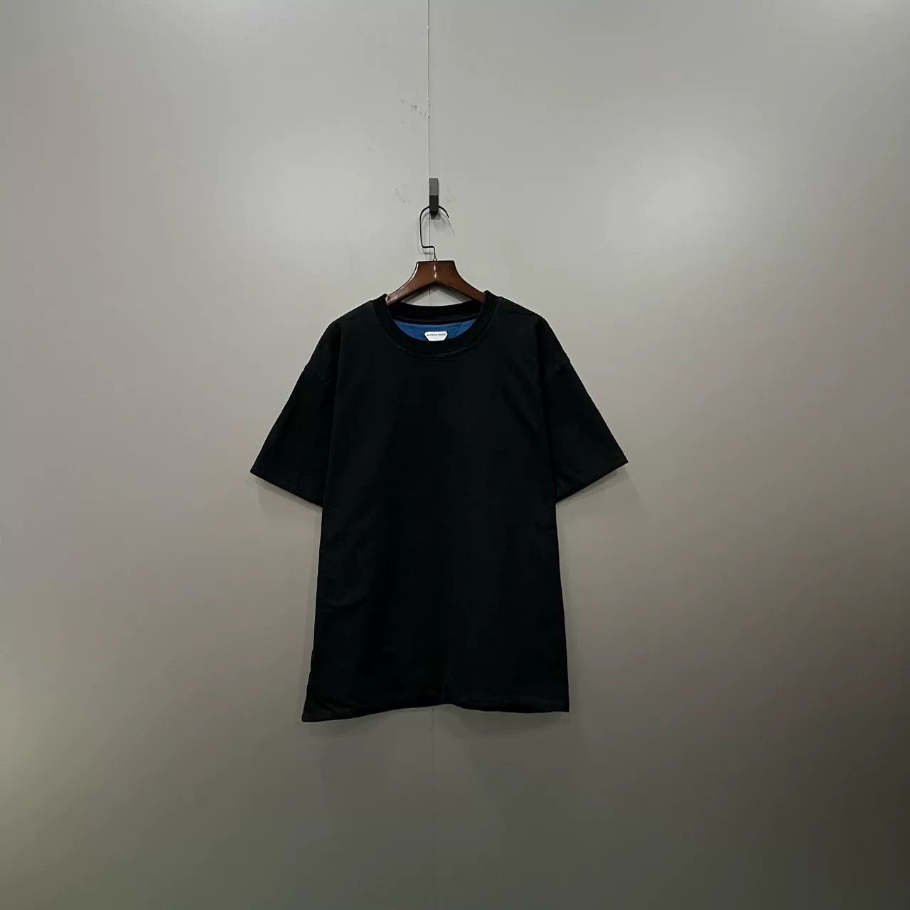 Bottega Veneta Bottega Veneta Black Short-Sleeve Size US S / EU 44-46 / 1 - 1 Thumbnail