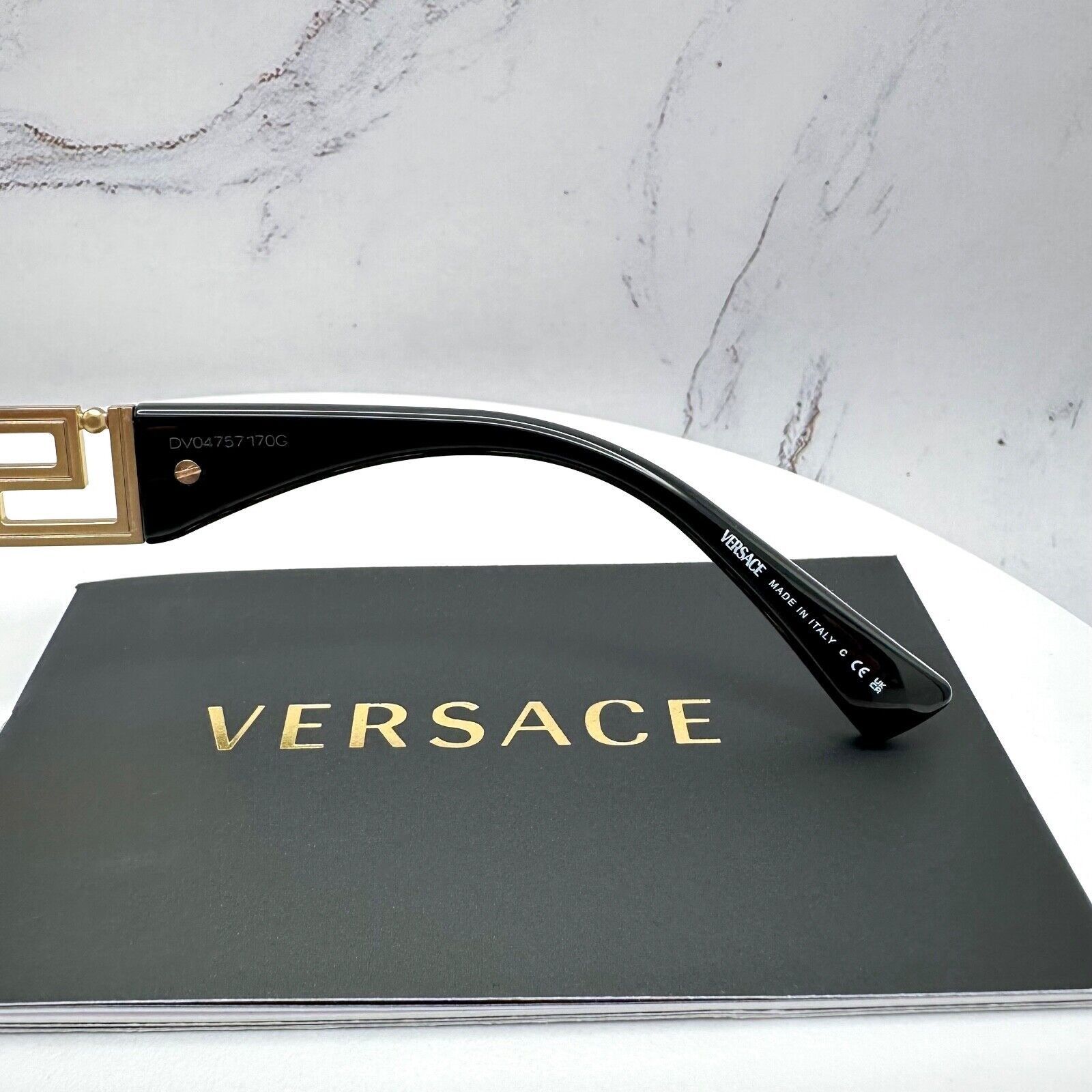 Versace Versace Sunglasses Gold Rectangle Metal Logo Black Retro Size ONE SIZE - 7 Thumbnail