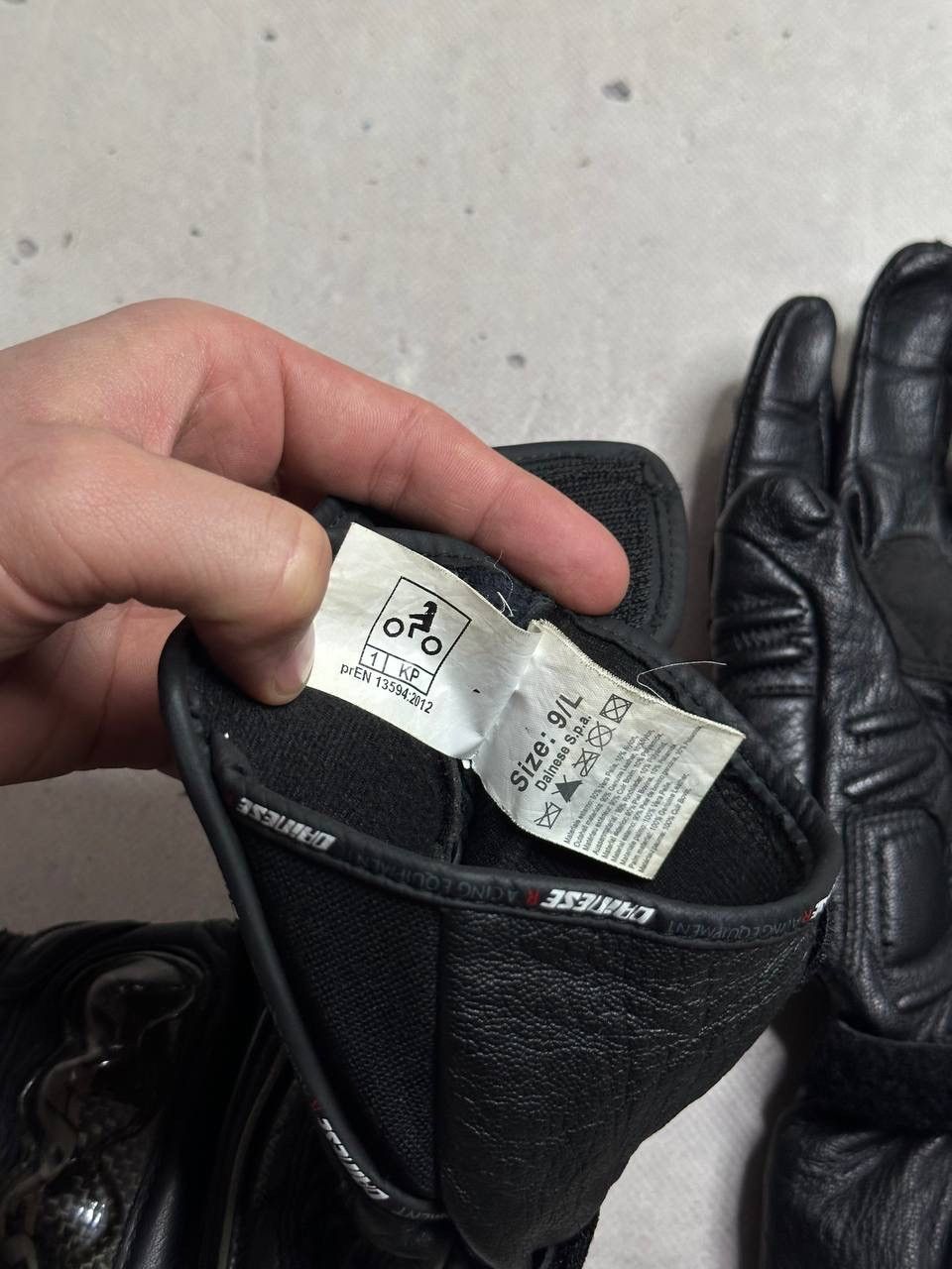 Dainese Dainese Carbon Cover Motorcycle Gloves Leather Black Racing Size ONE SIZE - 8 Thumbnail