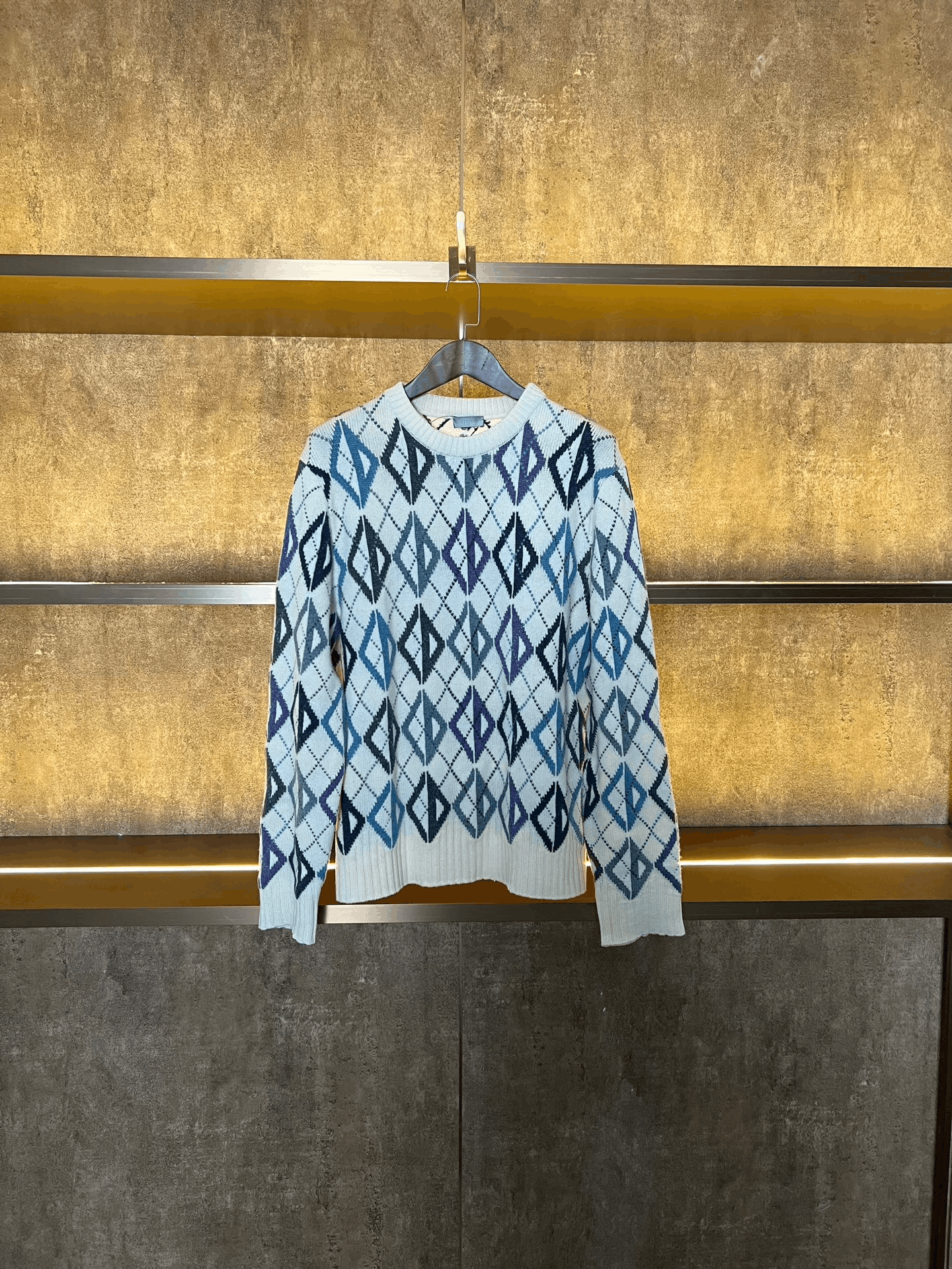Dior Dior Knit Sweater L Women Size L / US 10 / IT 46 - 1 Thumbnail