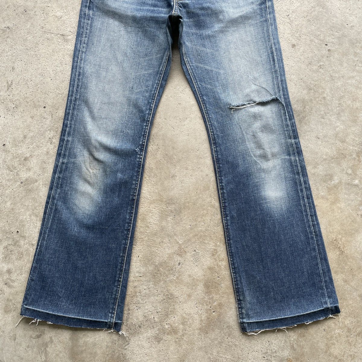 Japanese Brand Vintage Distressed Lee Faded Flare Jeans Denim Pants W28 Size US 28 / EU 44 - 4 Thumbnail