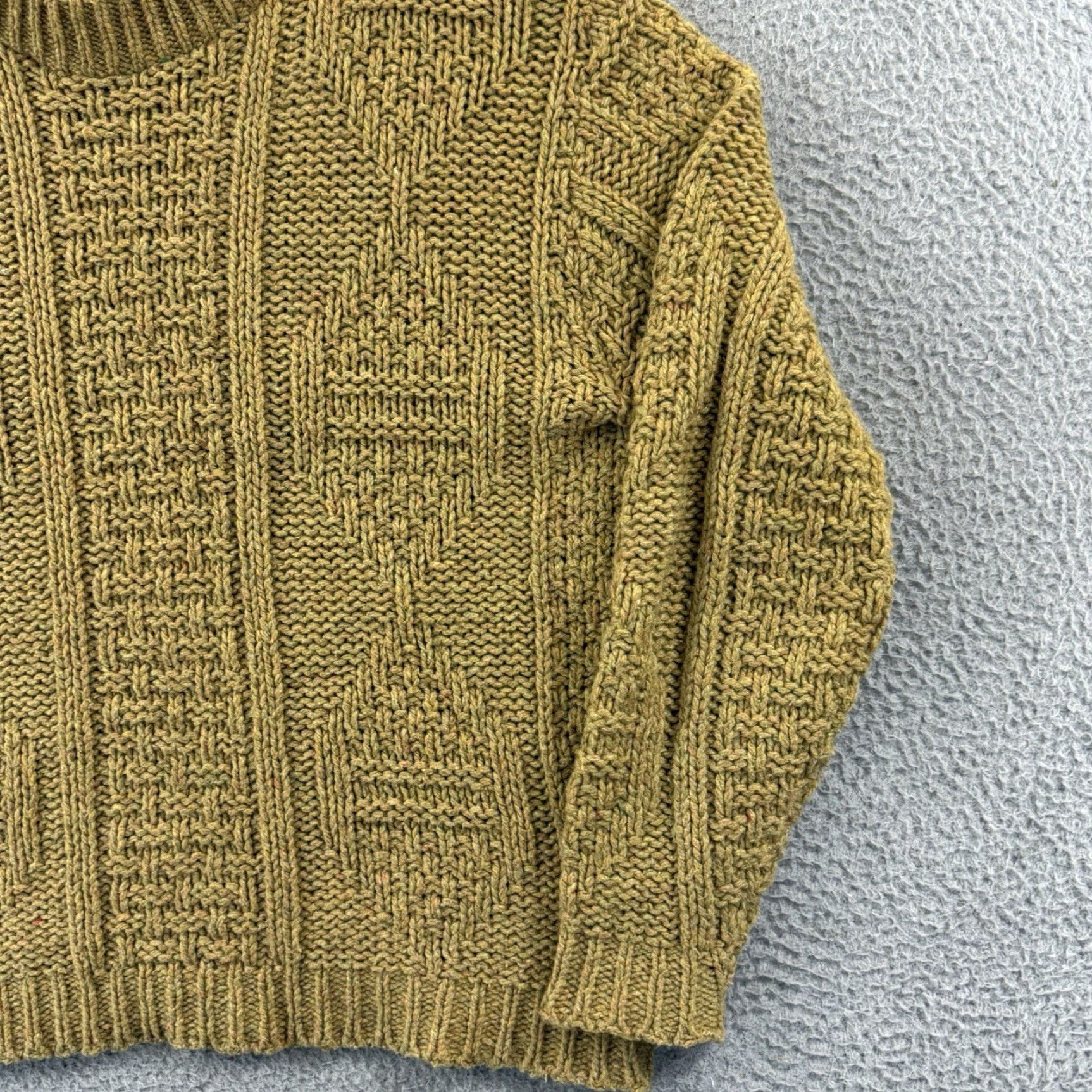 Van Heusen VINTAGE Van Heusen Sweater Mens L Mustard 60s Wool Blend Knit Preppy USA Size US L / EU 52-54 / 3 - 5 Thumbnail