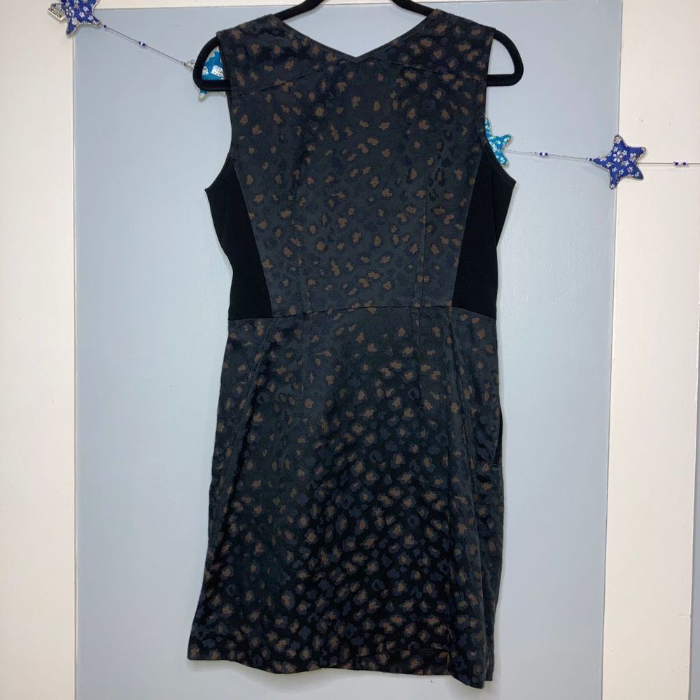 Marc by Marc Jacobs Marc by Marc Jacobs, Sasha Leopard Print Jacquard Shift Mini Dress, Women’s 8 Size M / US 6-8 / IT 42-44 - 9 Thumbnail