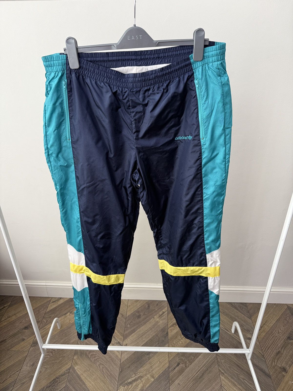 Adidas Vintage adidas Originals Track Pants 90s Windbreaker Size US 35 - 4 Thumbnail