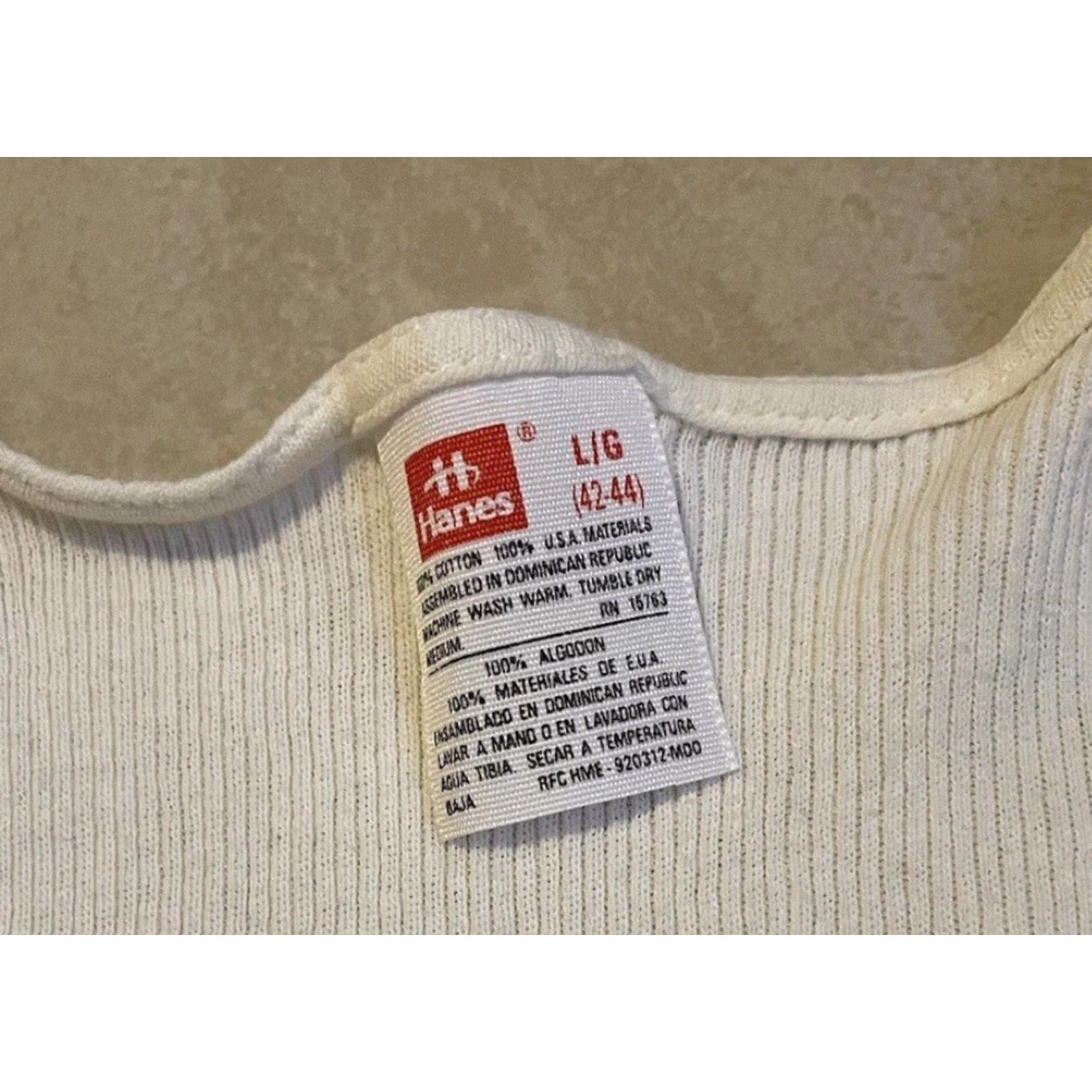 Hanes VINTAGE Hanes Tank Top S White 80s 90s Ribbed Faded Single Stitch Men Sleeveless T-Shirt Grunge Punk Skate Surf Trucker Biker 90s USA Rock Size US S / EU 44-46 / 1 - 7 Thumbnail