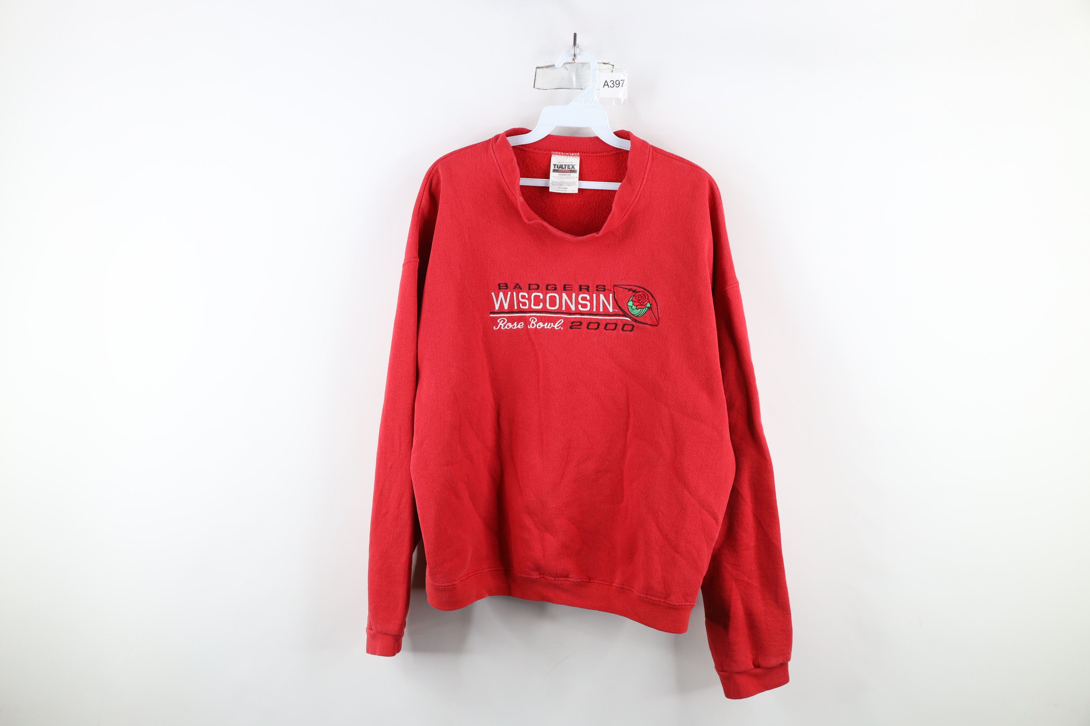 Vintage Vintage Bowl University of Wisconsin Football Sweatshirt Size XL / US 12-14 / IT 48-50 - 1 Thumbnail