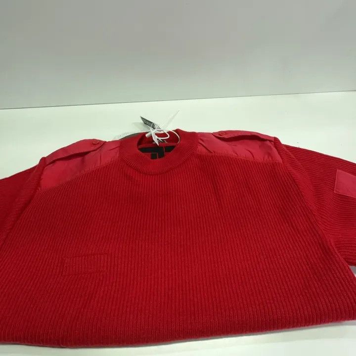 Balenciaga Balenciaga Balenciaga FW21 Red Logo Print Sweater -2507 Size US S / EU 44-46 / 1 - 6 Thumbnail