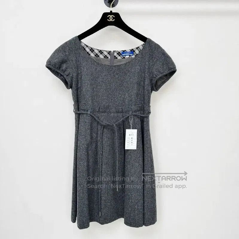 Burberry Burberry Gray Wool Dress for Women. Size XS / US 0-2 / IT 36-38 - 1 Thumbnail