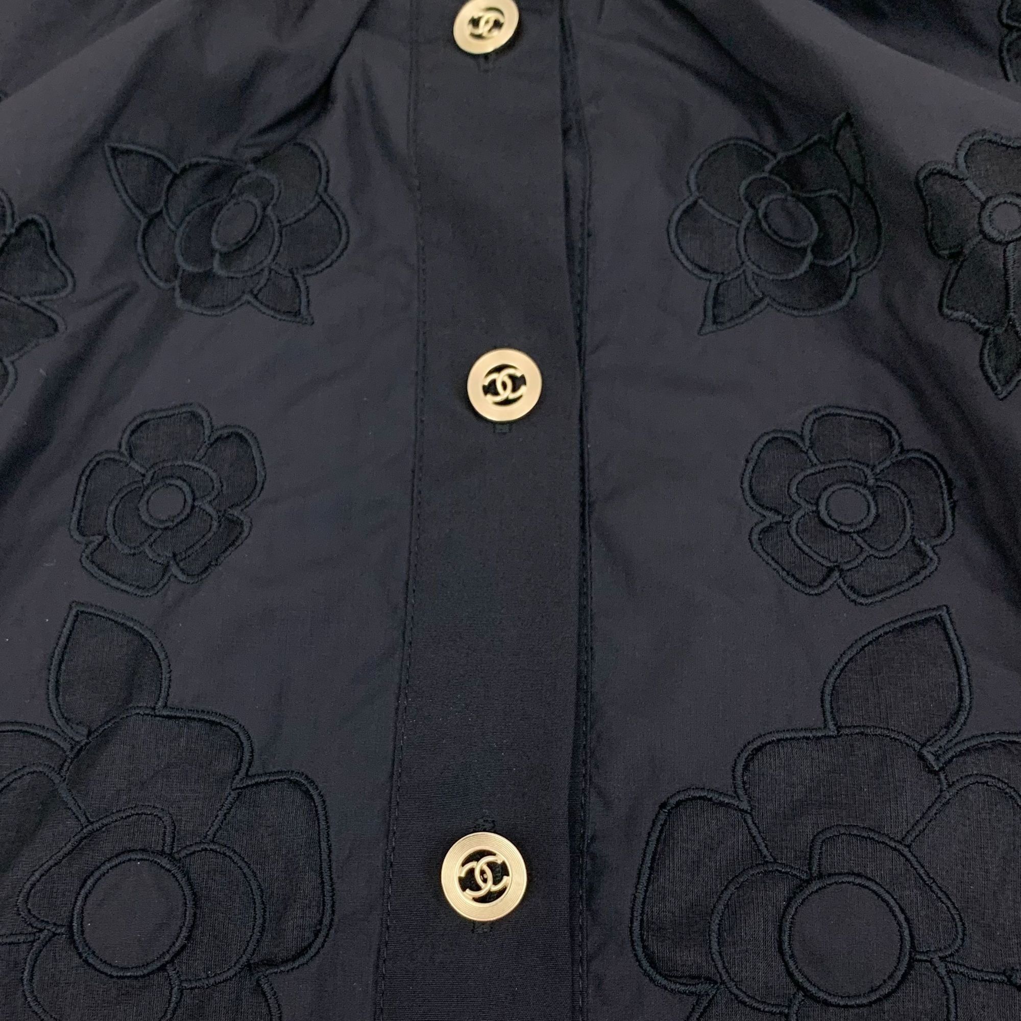 Chanel Chanel Black Camellia Embroidered Sleeveless Shirt Single-Br Size XS / US 0-2 / IT 36-38 - 5 Thumbnail