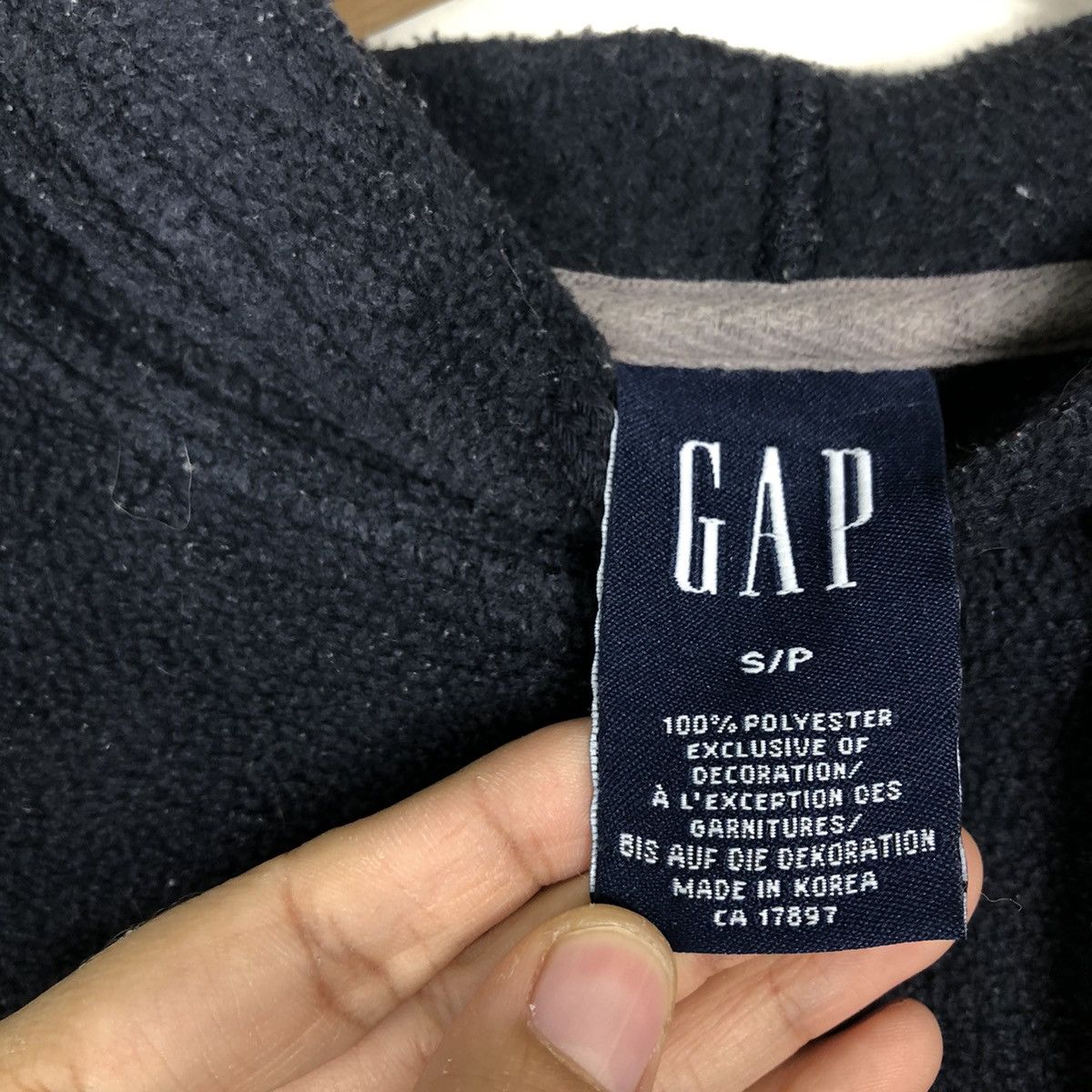 Japanese Brand 🔥90’s Vintage Pull Over Hoodie Gap Big Logo Spell Out Size US S / EU 44-46 / 1 - 10 Thumbnail