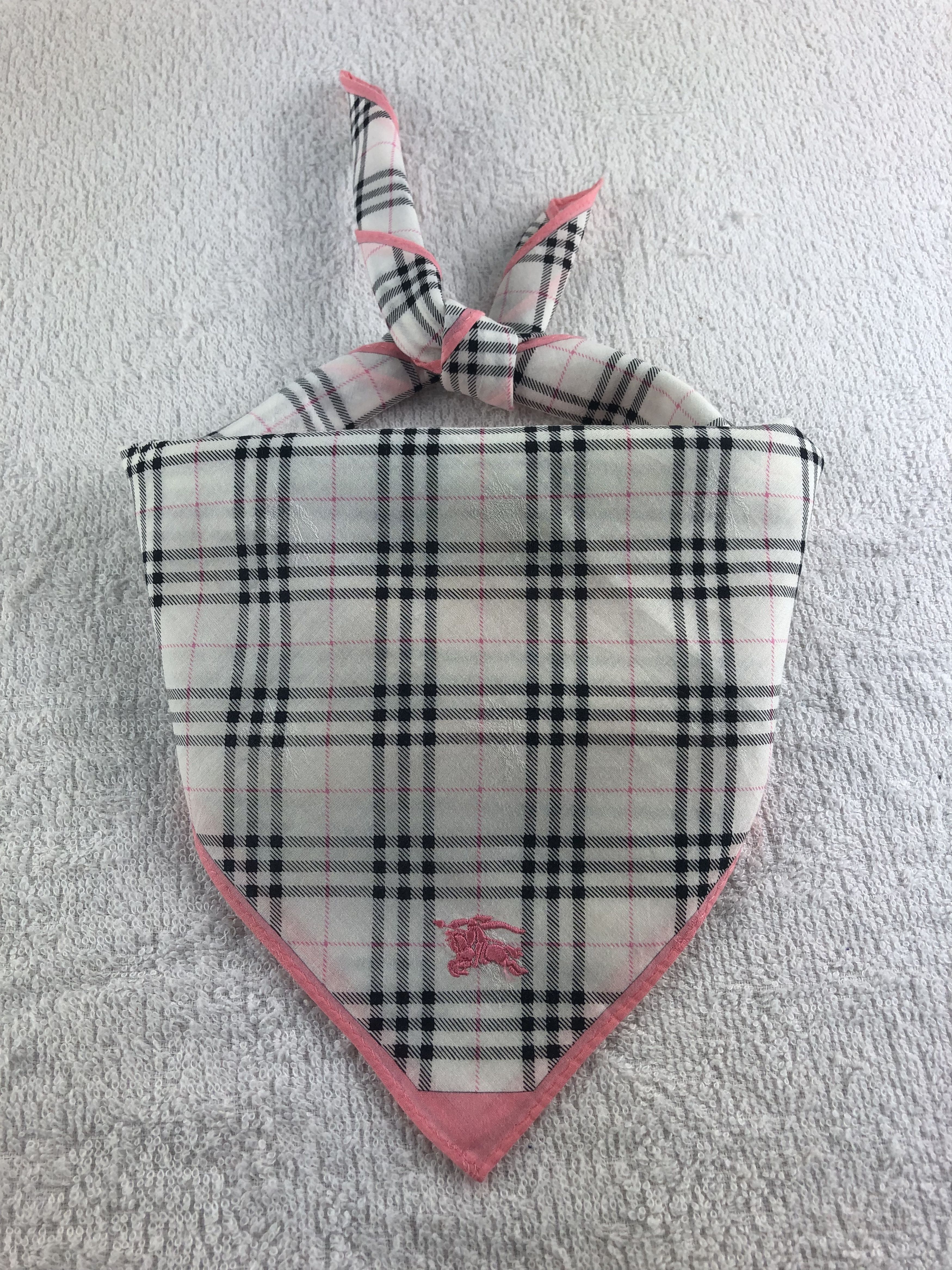 Burberry Burberry Handkerchief / Bandana / Neckerchief C247 Size ONE SIZE - 1 Thumbnail