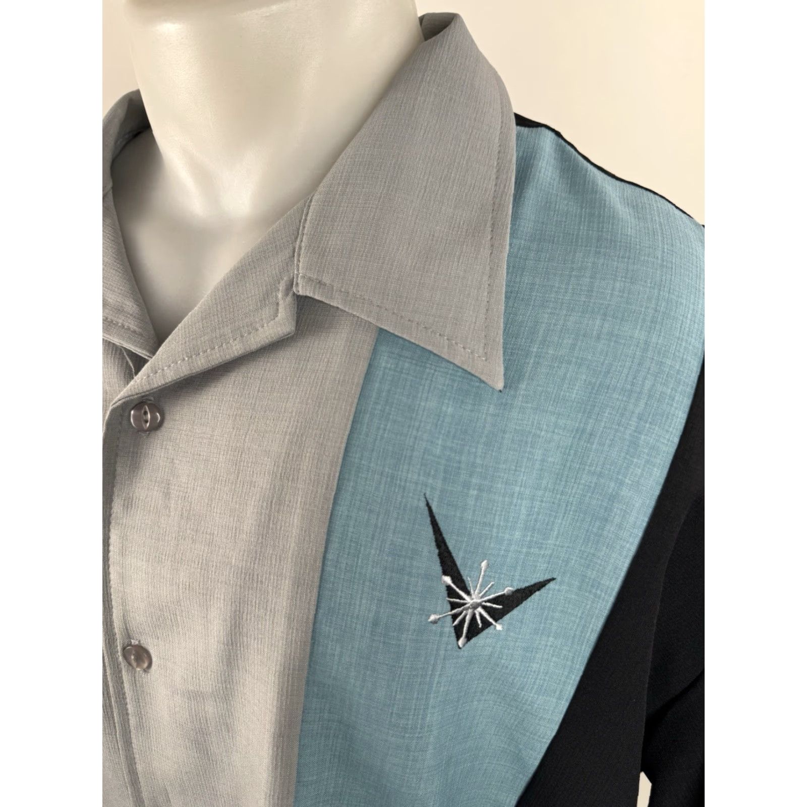 MCM Steady Shirt Mens 3XL Embroidered Panel Sheen Cabana MCM Rat Pack Bowling Button-Up Short Sleeve Black Gray Blue EXCELLENT Size US XXL / EU 58 / 5 - 2 Thumbnail