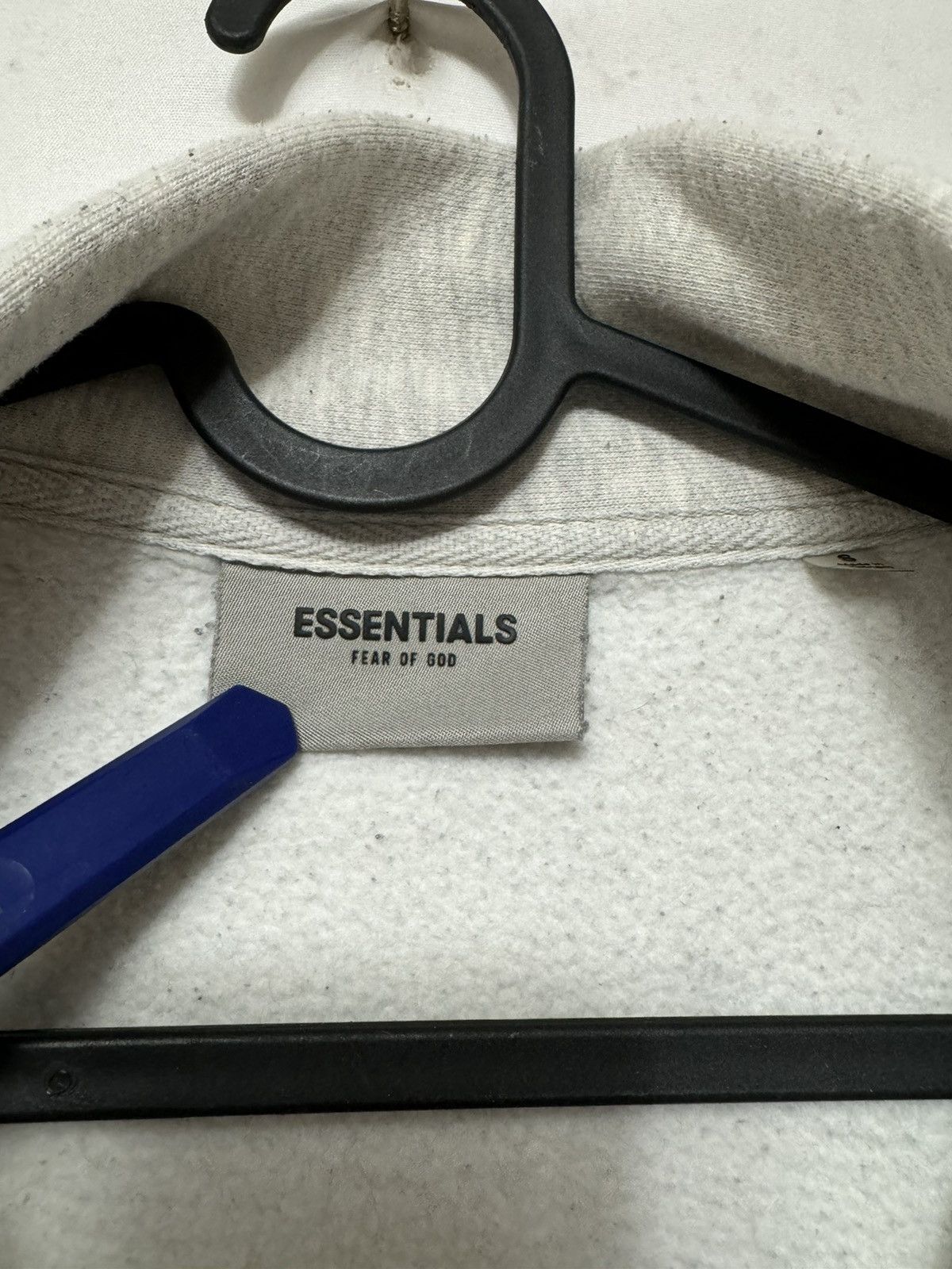 Fear of God Fear of God Essentials Mockneck Half-Zip Oatmeal SZ Small 🔥 Size US S / EU 44-46 / 1 - 6 Thumbnail