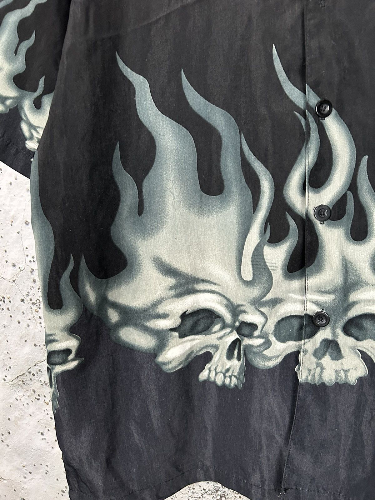 Band Tees Vintage Skulls Japanese Shirt Avantgarde Grunge Rock Punk Size US XL / EU 56 / 4 - 3 Thumbnail