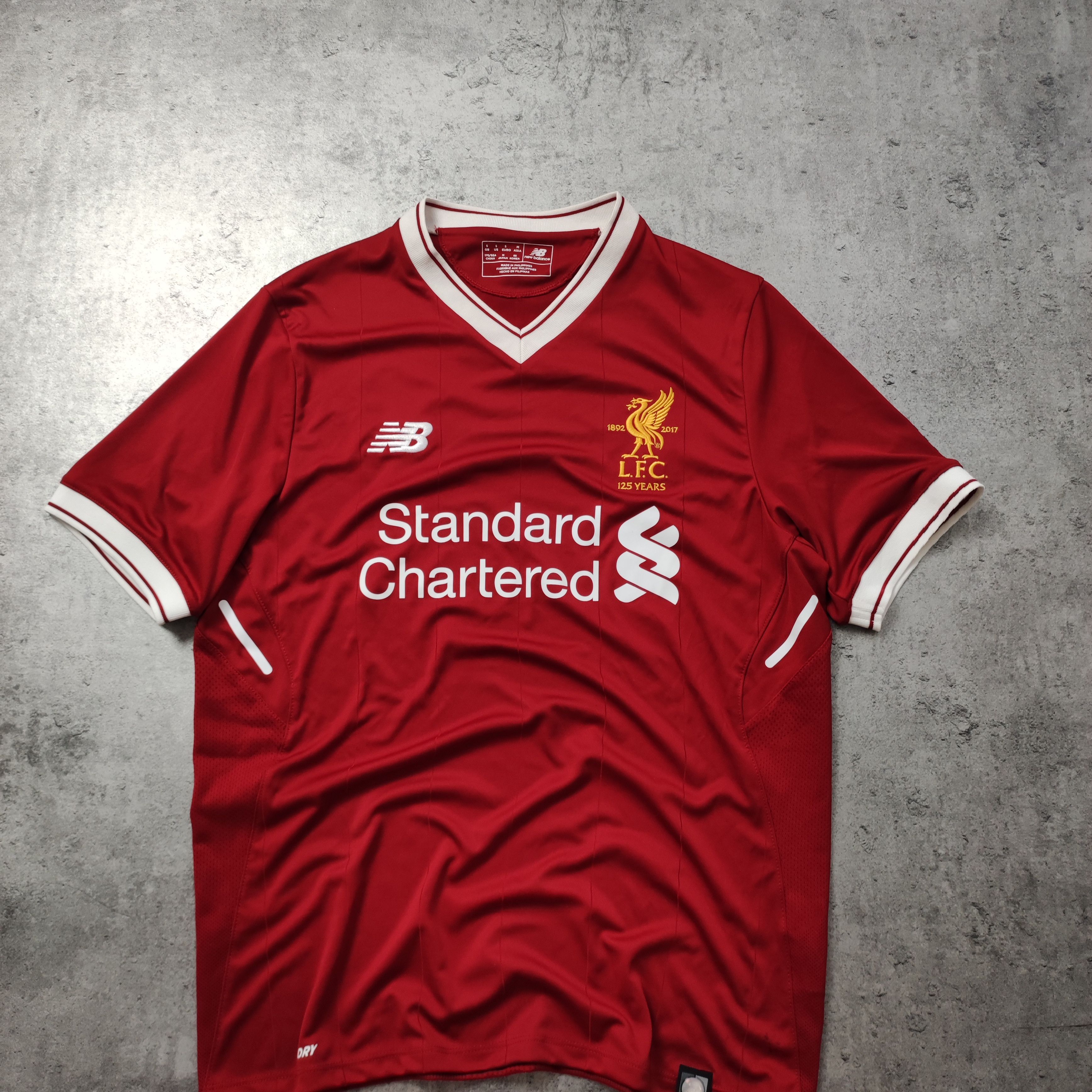 Other RARE 2017 Liverpool FC Football 125yrs Limited Home Jersey Size US S / EU 44-46 / 1 - 2 Thumbnail