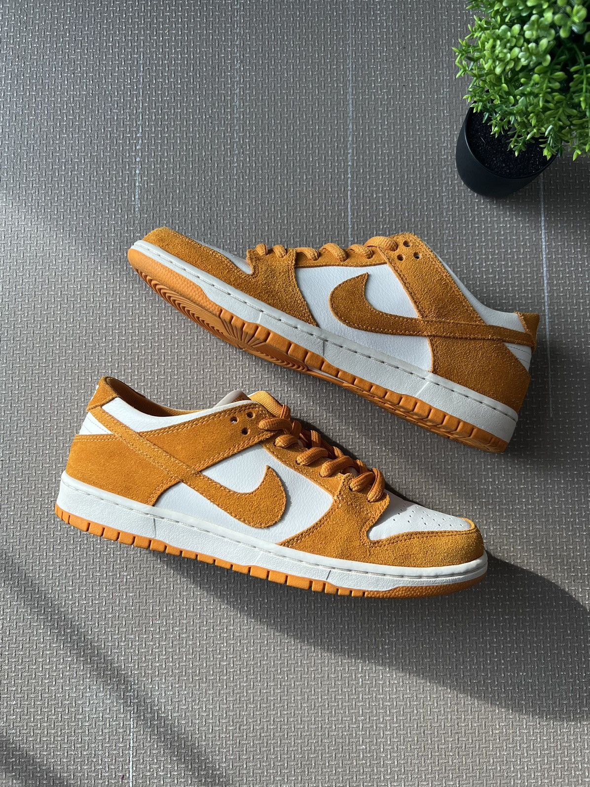 Nike Nike SB Dunk Low 'Circuit Orange' 854866-881 (10 US 44 EU) | Grailed