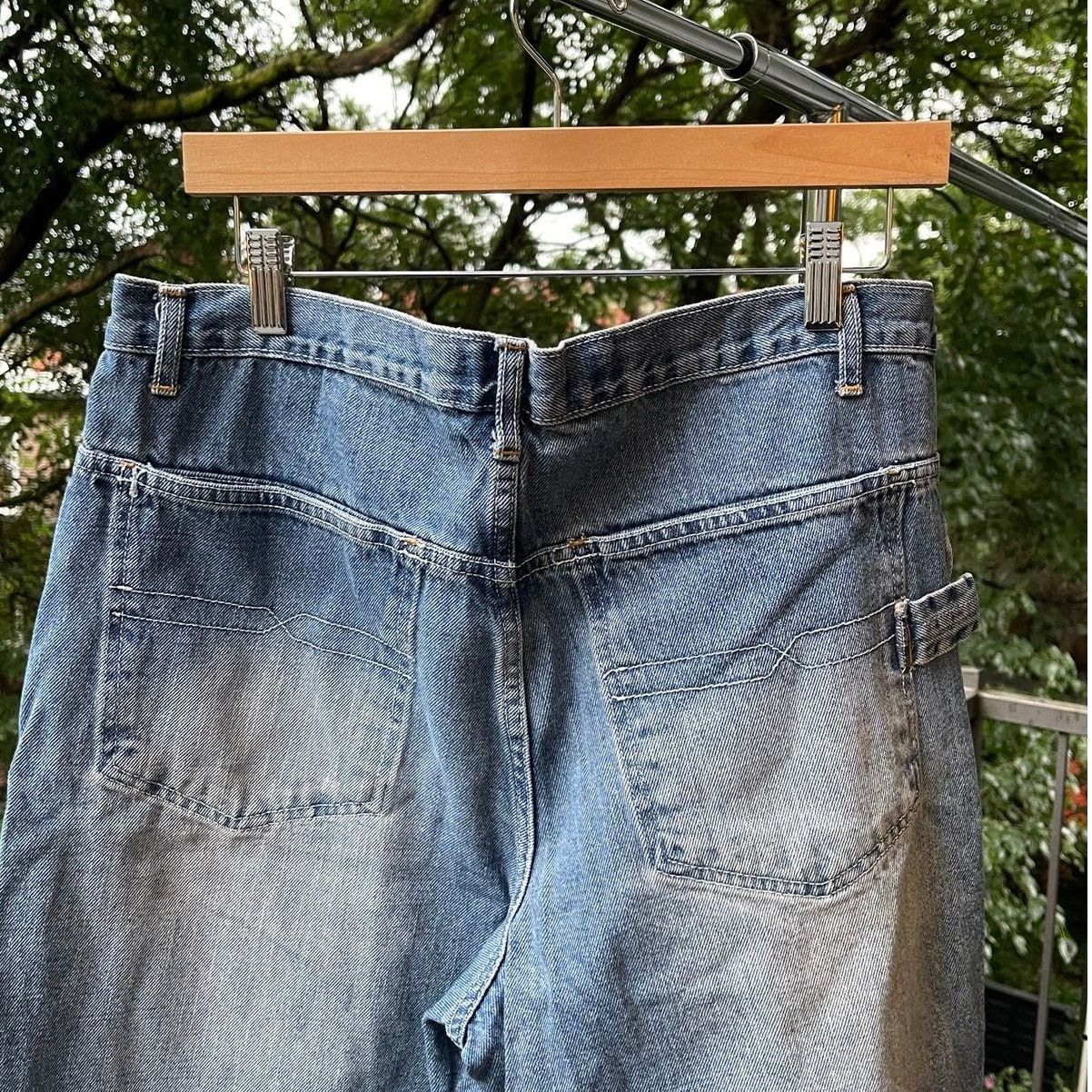 Vintage Y2K Baggy Faded Thrashed Denim Shorts ERD Grunge Jnco Skater Size US 33 - 6 Thumbnail