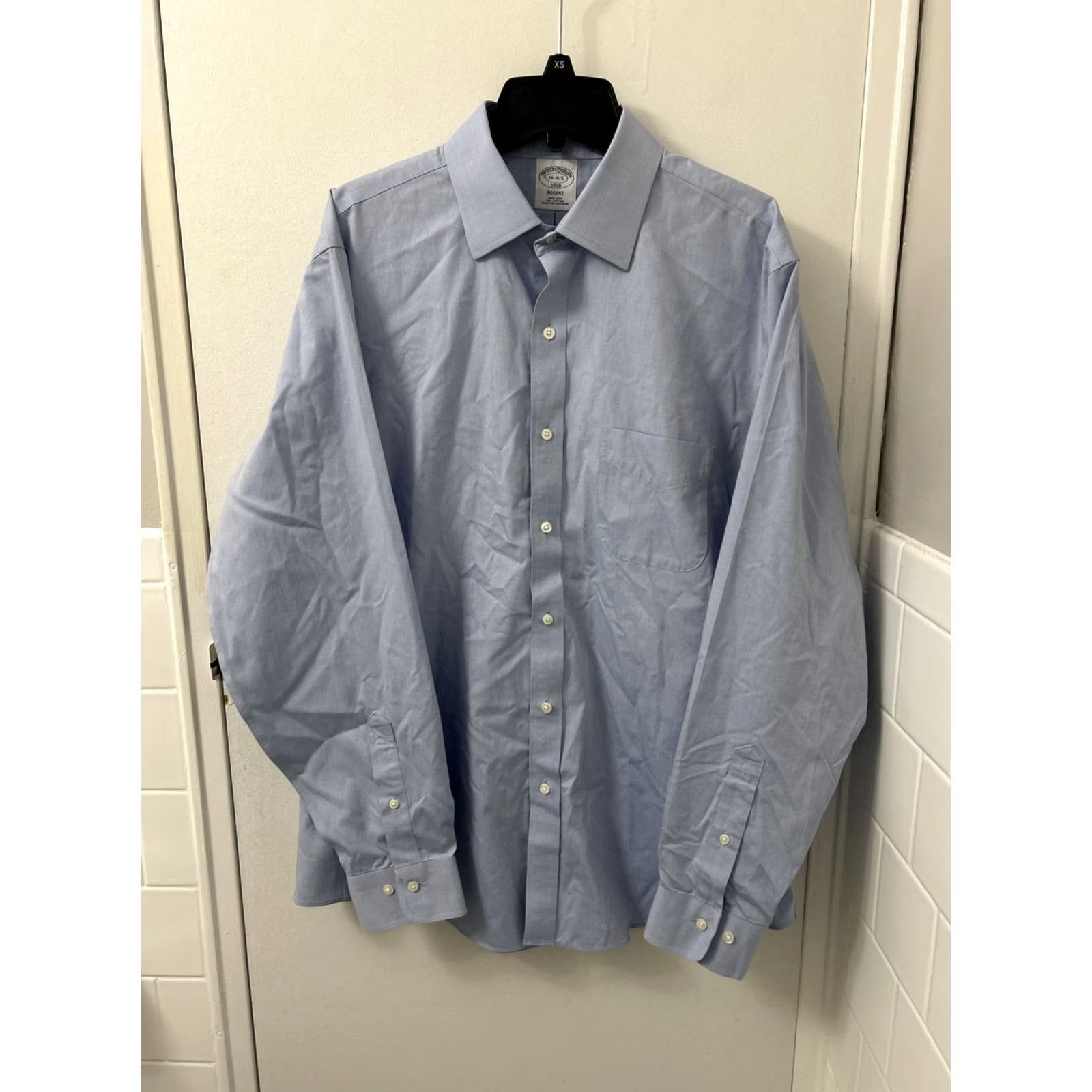 Brooks Brothers Brooks Brothers Regent Shirt Mens 16 4/5 Blue Oxford Button-Down L/S Non Iron Casual Size US L / EU 52-54 / 3 - 2 Thumbnail