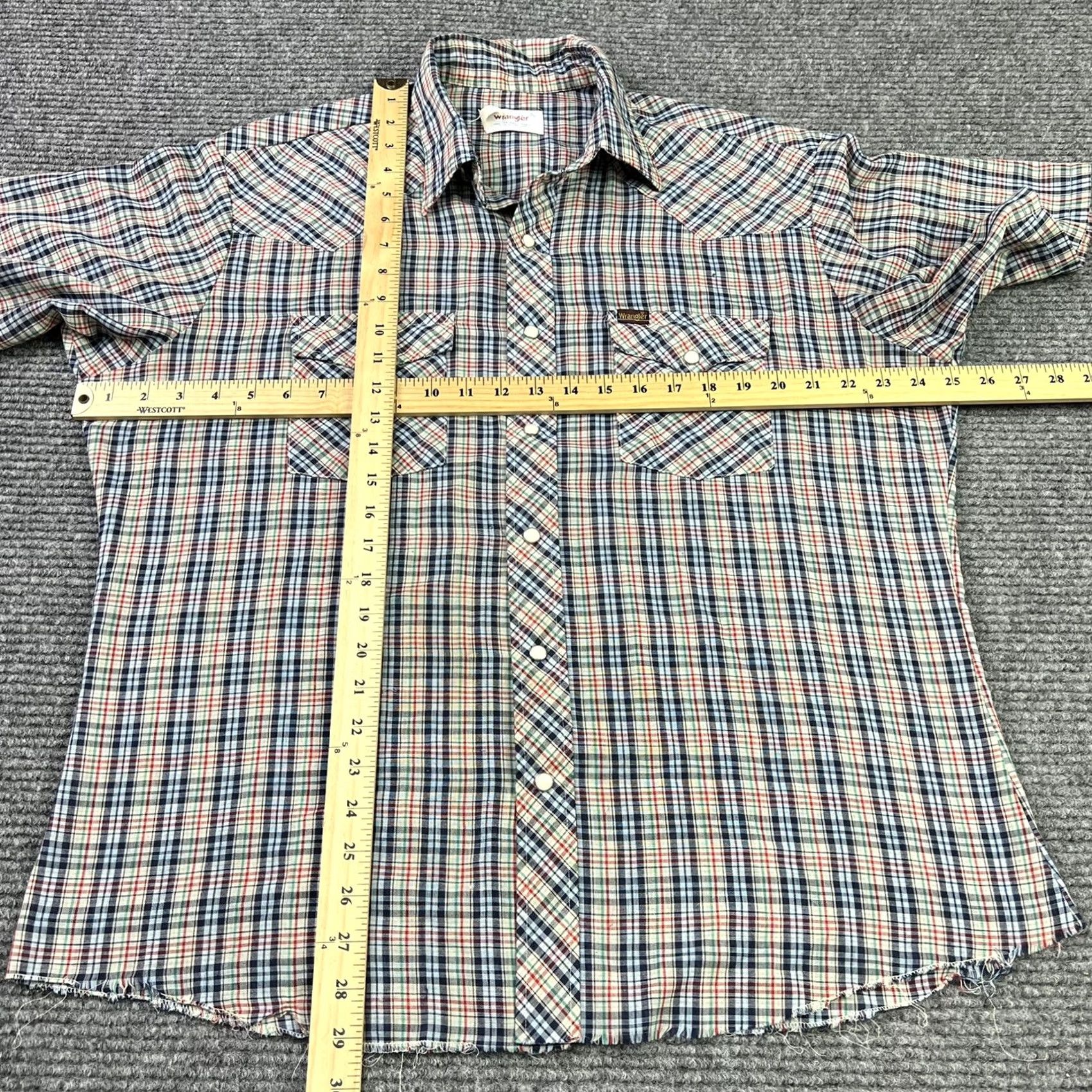 Wrangler VINTAGE Wrangler Button-Up Plaid Short Sleeve Pearl Snap XL Mens Shirt Size US 36 / EU 52 - 4 Thumbnail