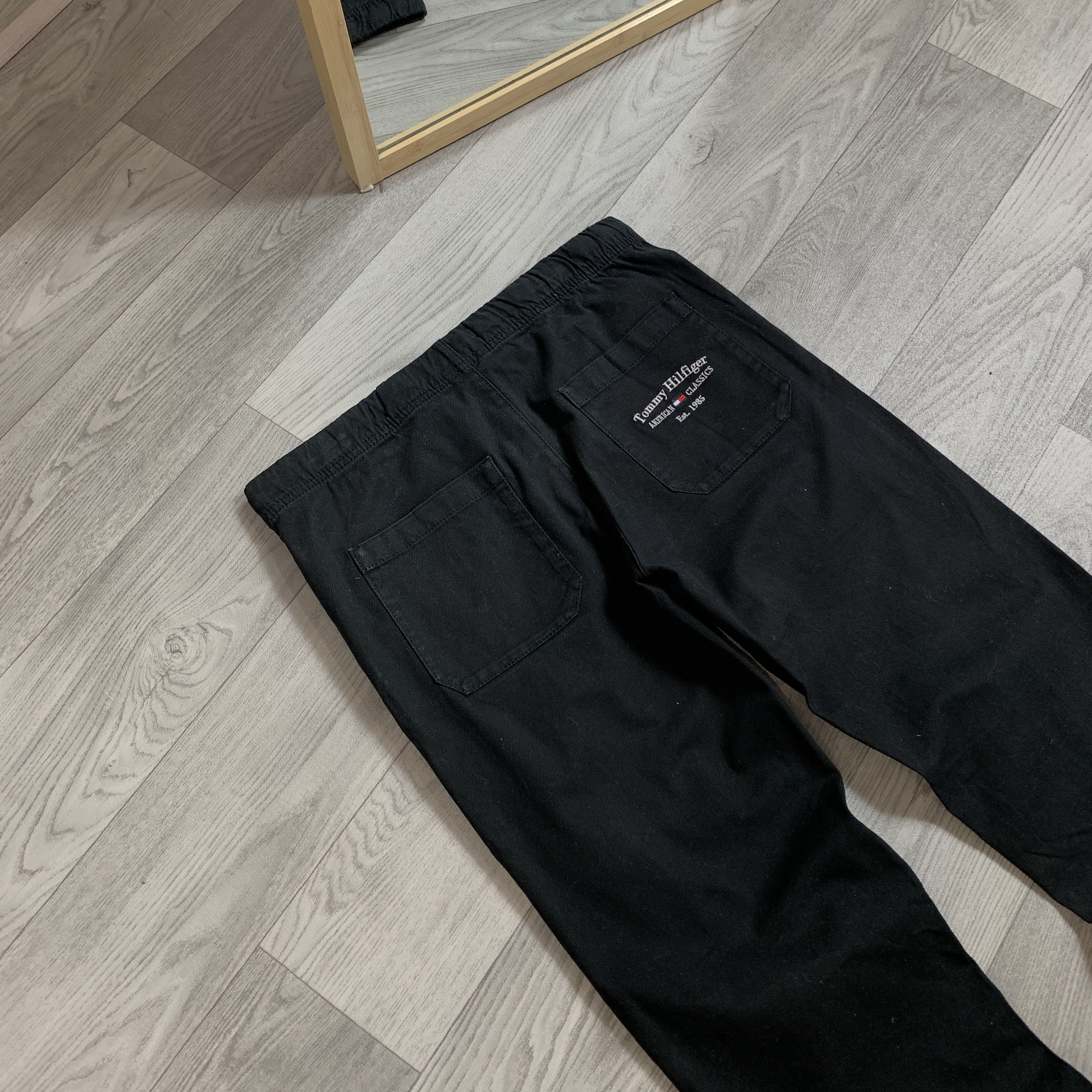 Tommy Hilfiger Tommy Hilfiger Black Casual Jogger Embroidered Logo Pants Size US 30 / EU 46 - 6 Thumbnail