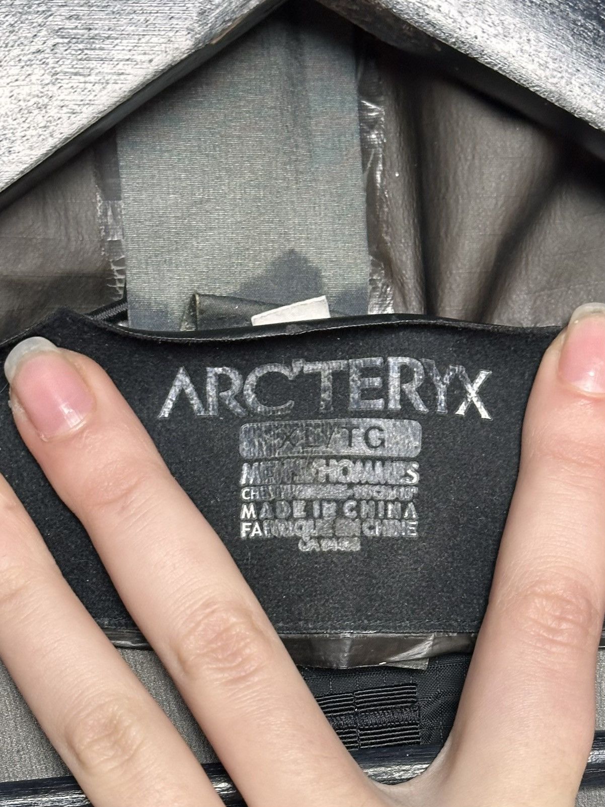 Arc'teryx Vintage Gore-tex Arcteryx Orange Shell Jacket Outdoor Size US XL / EU 56 / 4 - 9 Thumbnail