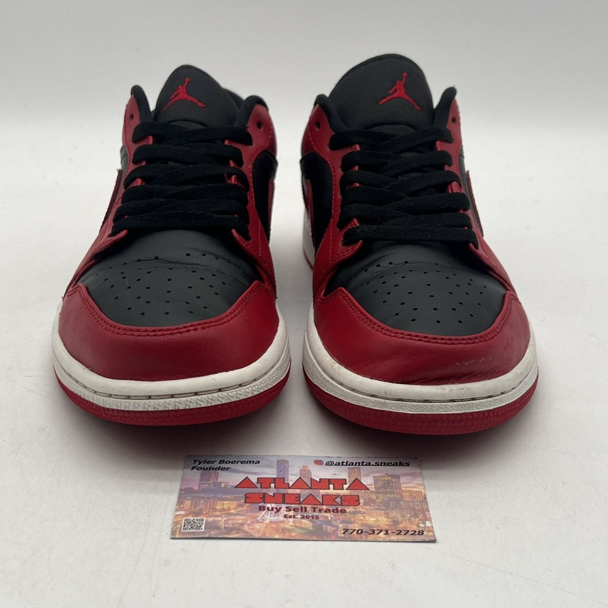 Nike Air Jordan 1 Low reverse bred Size US 9 / EU 42 - 2 Thumbnail